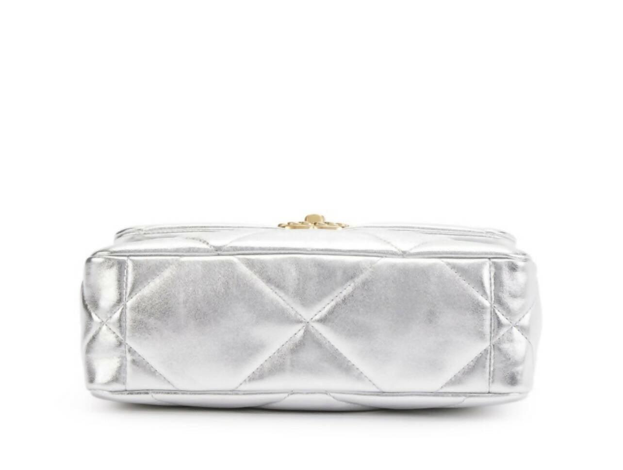 19 Silver Quilted Handbag - Endless - UAE Rental and Resale for Women's Fashion