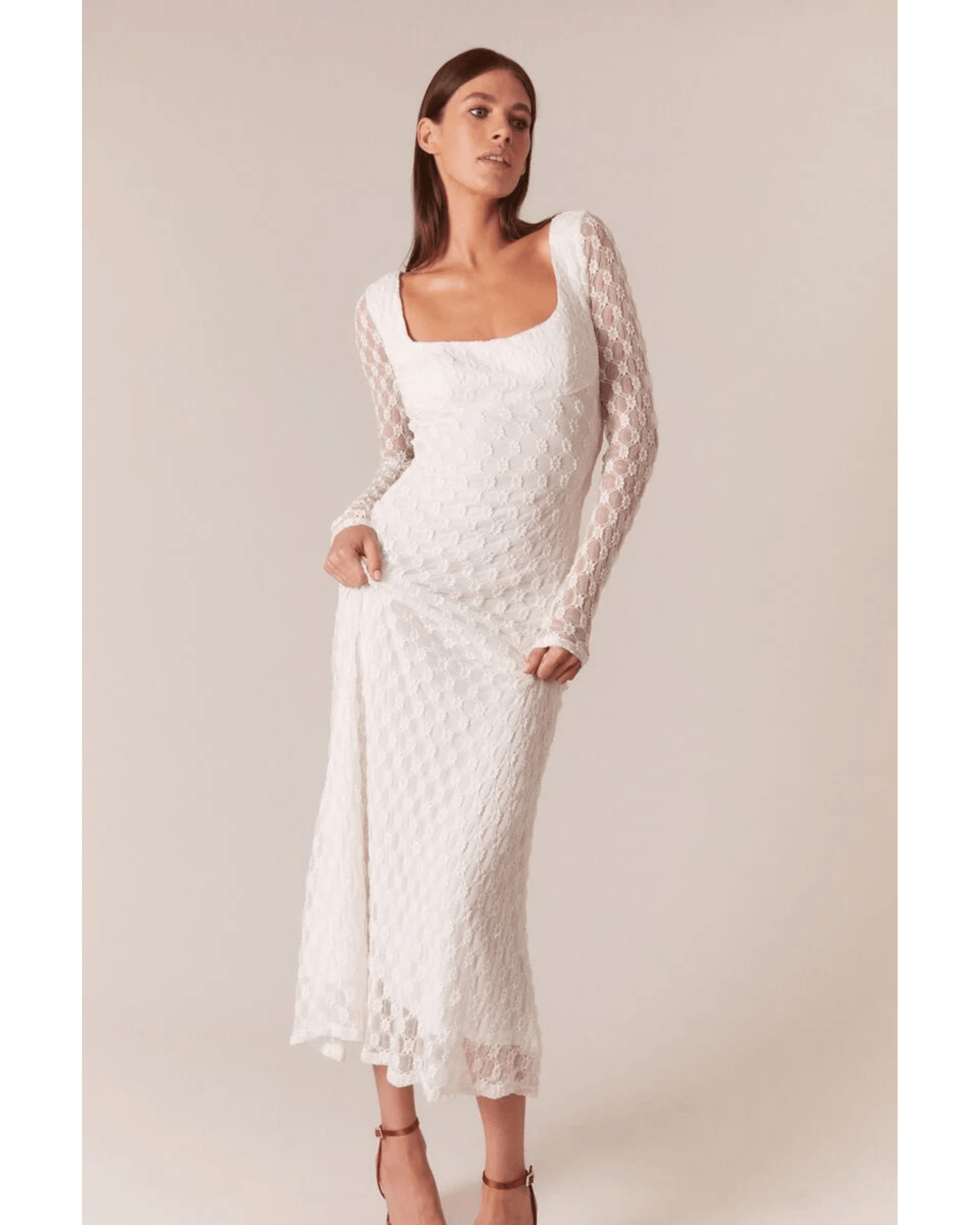 Adoni Lace Midi Dress - Endless - UAE Rental and Resale for Women's Fashion