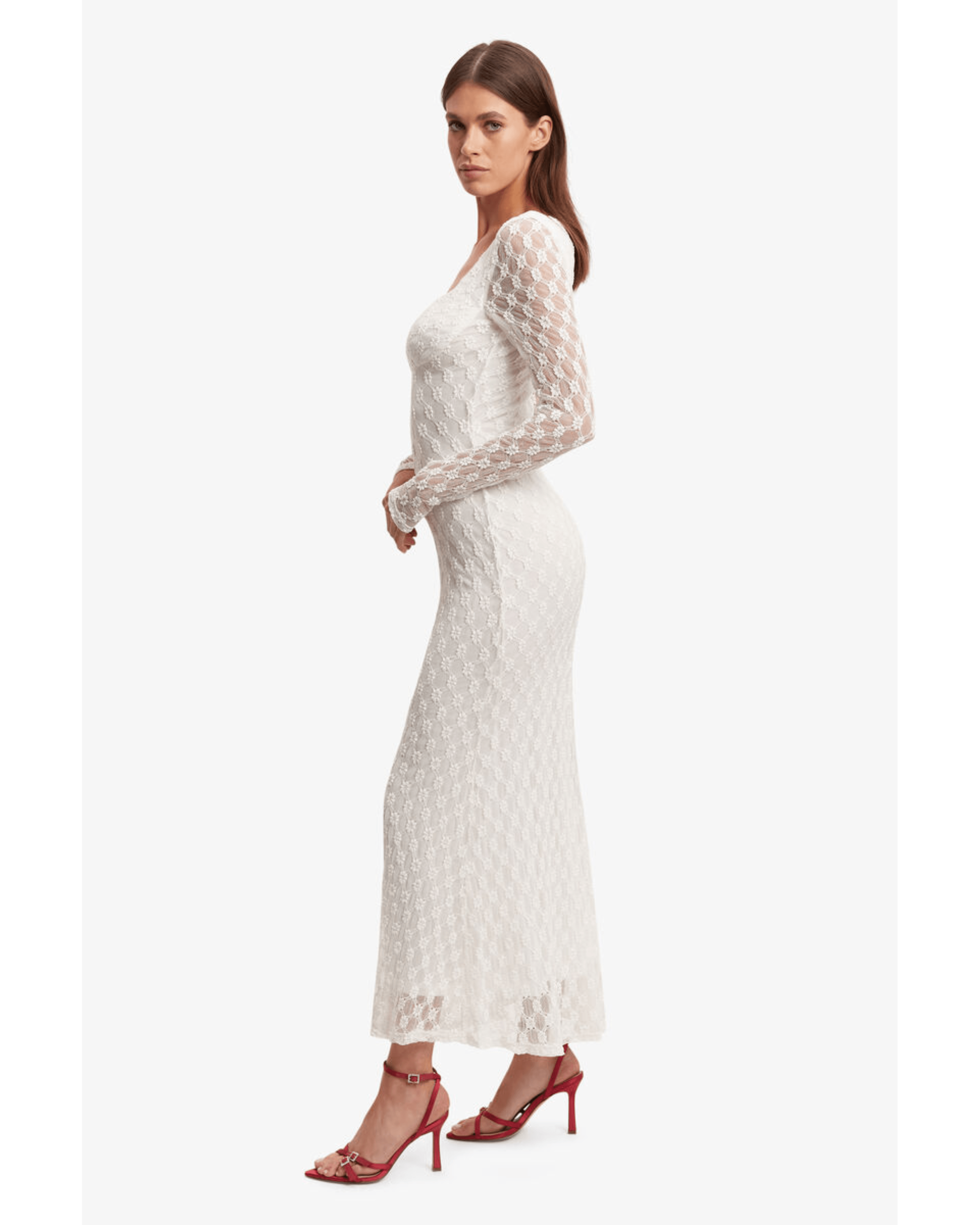 Adoni Lace Midi Dress - Endless - UAE Rental and Resale for Women's Fashion