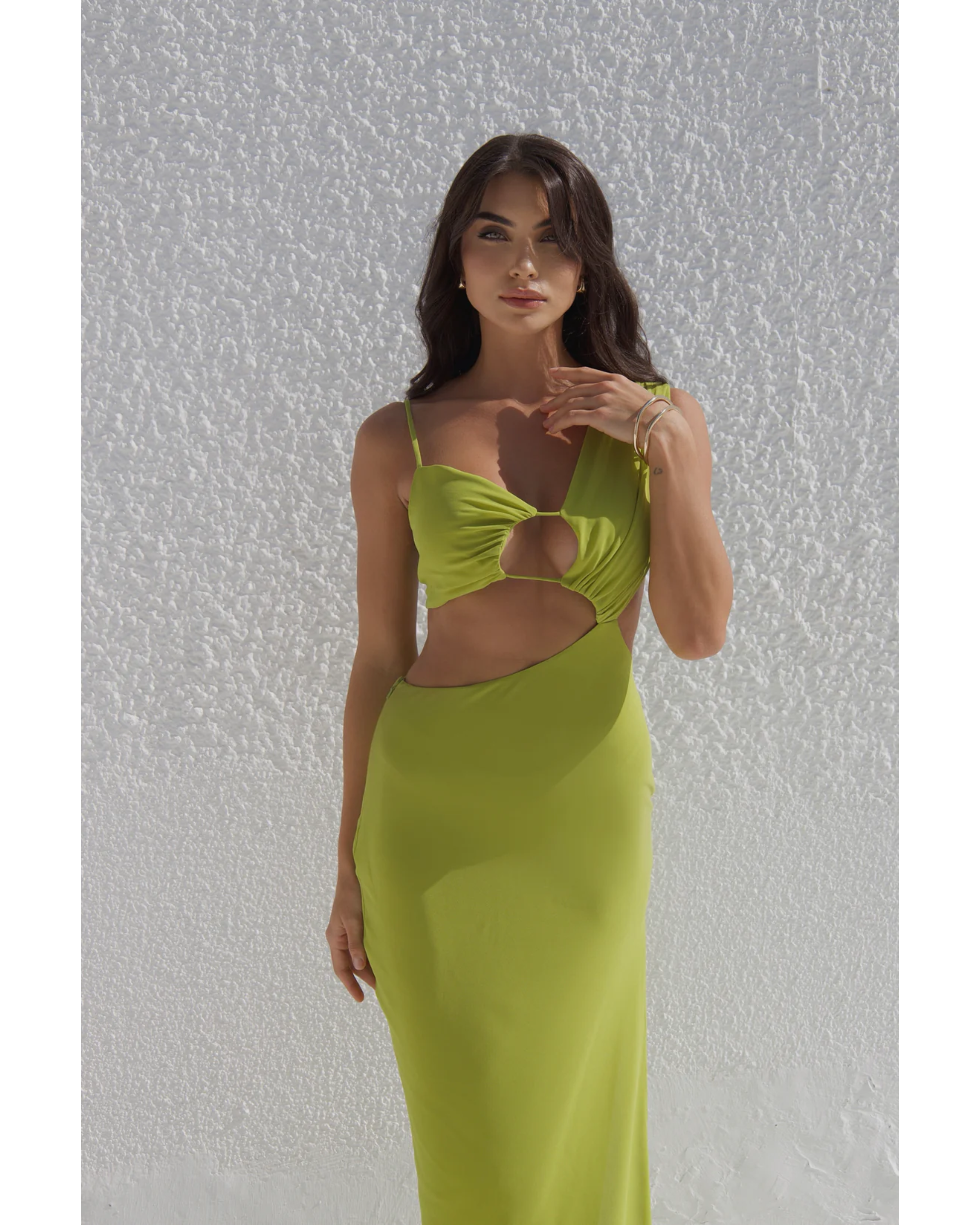 Aurelia Maxi Dress - Endless - UAE Rental and Resale for Women's Fashion