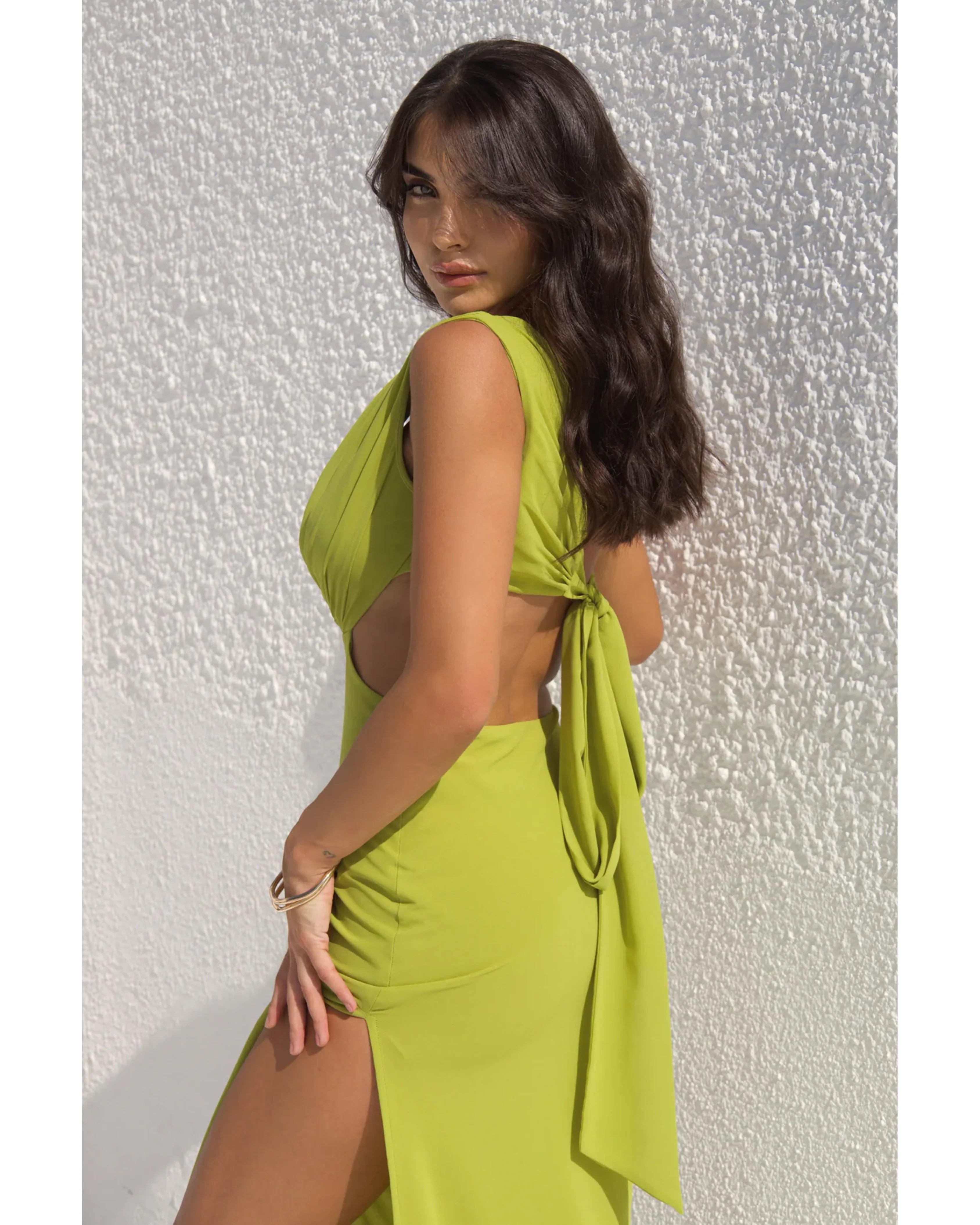 Aurelia Maxi Dress - Endless - UAE Rental and Resale for Women's Fashion
