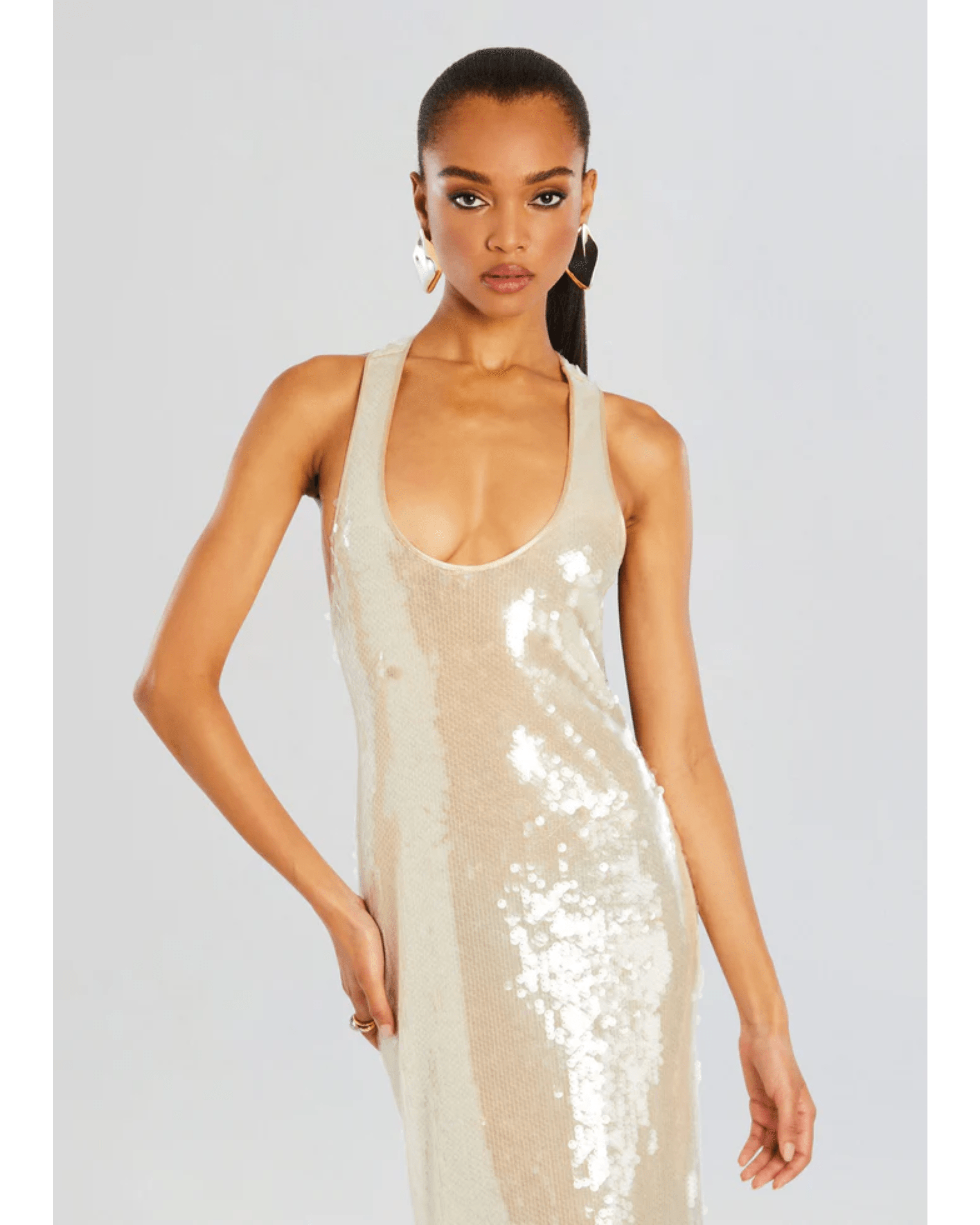 Bella Sequin Dress - Endless - UAE Rental and Resale for Women's Fashion