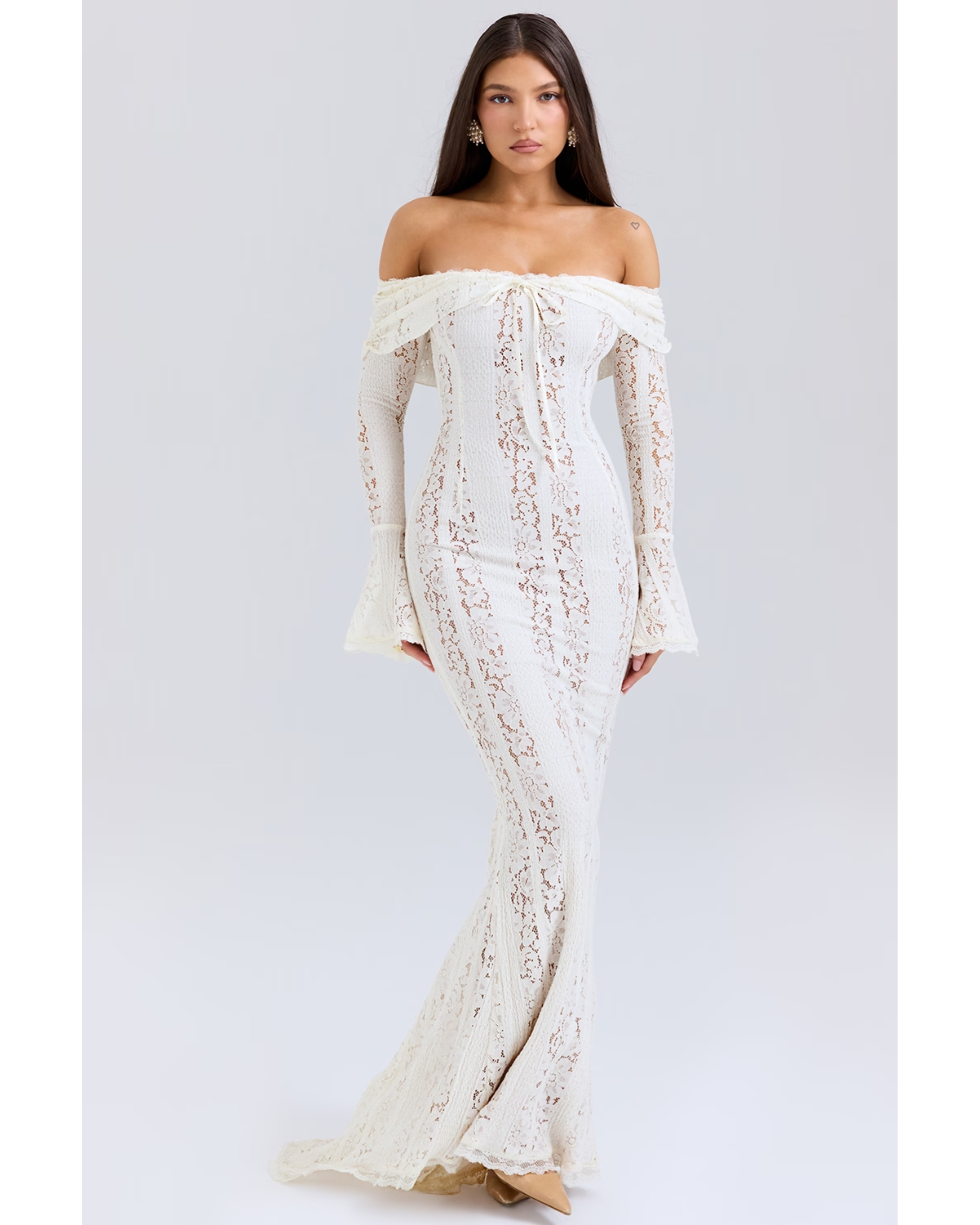 Belle Vintage Floral Lace Off Shoulder Maxi Dress - Endless - UAE Rental and Resale for Women's Fashion