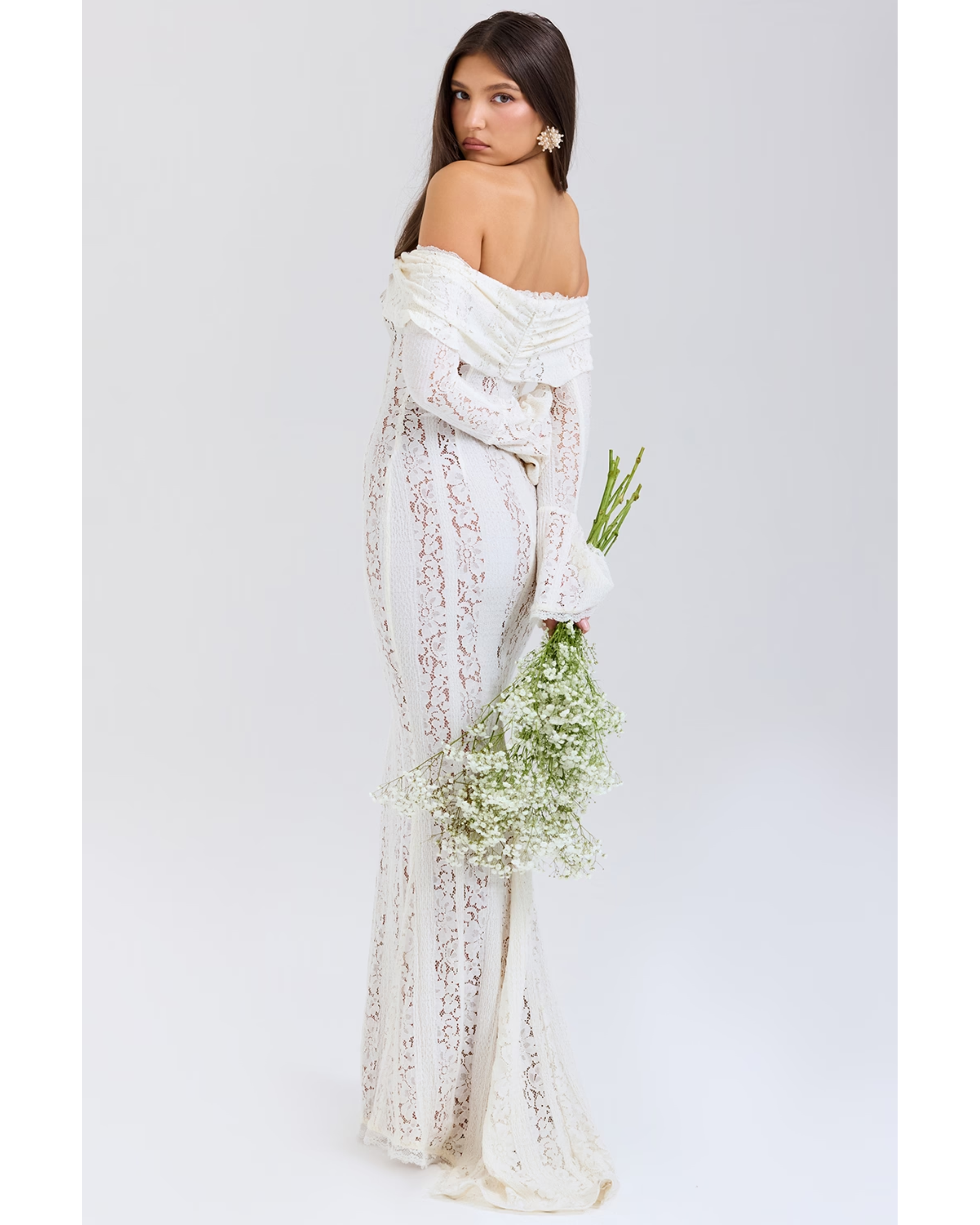 Belle Vintage Floral Lace Off Shoulder Maxi Dress - Endless - UAE Rental and Resale for Women's Fashion