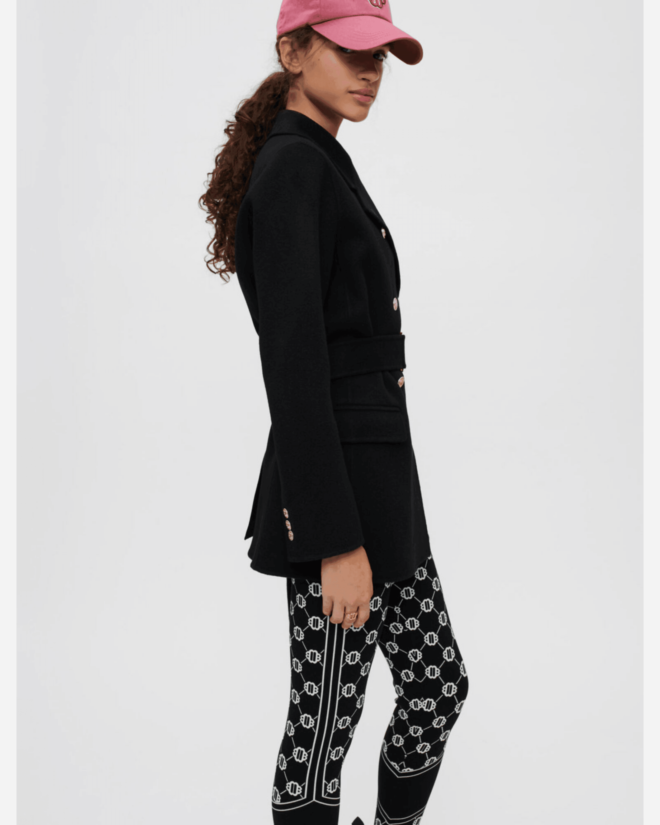 Black Double-Faced Coat With Belt - Endless - UAE Rental and Resale for Women's Fashion