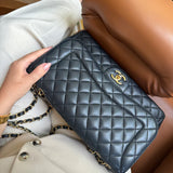 Black Medium Bag - Endless - UAE Rental and Resale for Women's Fashion