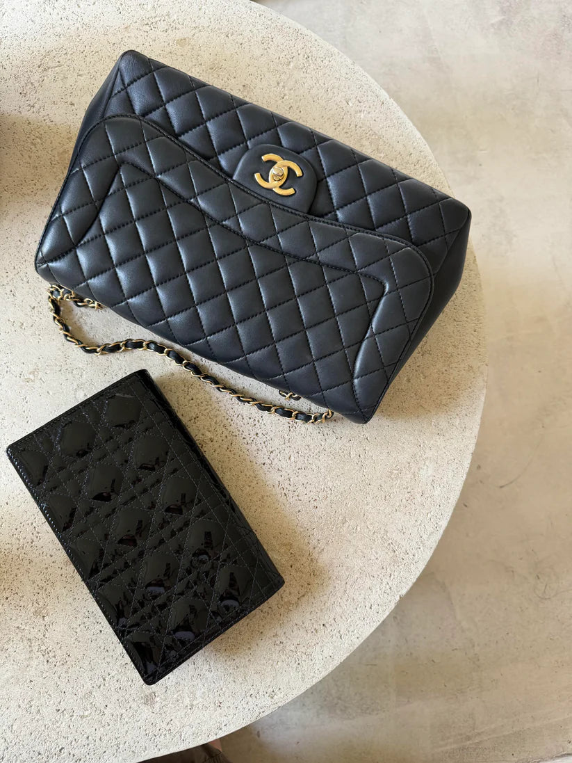 Black Medium Bag - Endless - UAE Rental and Resale for Women's Fashion