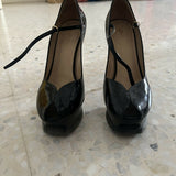 Black Patent Leather Tribute Mary Jane Pumps - Endless - UAE Rental and Resale for Women's Fashion