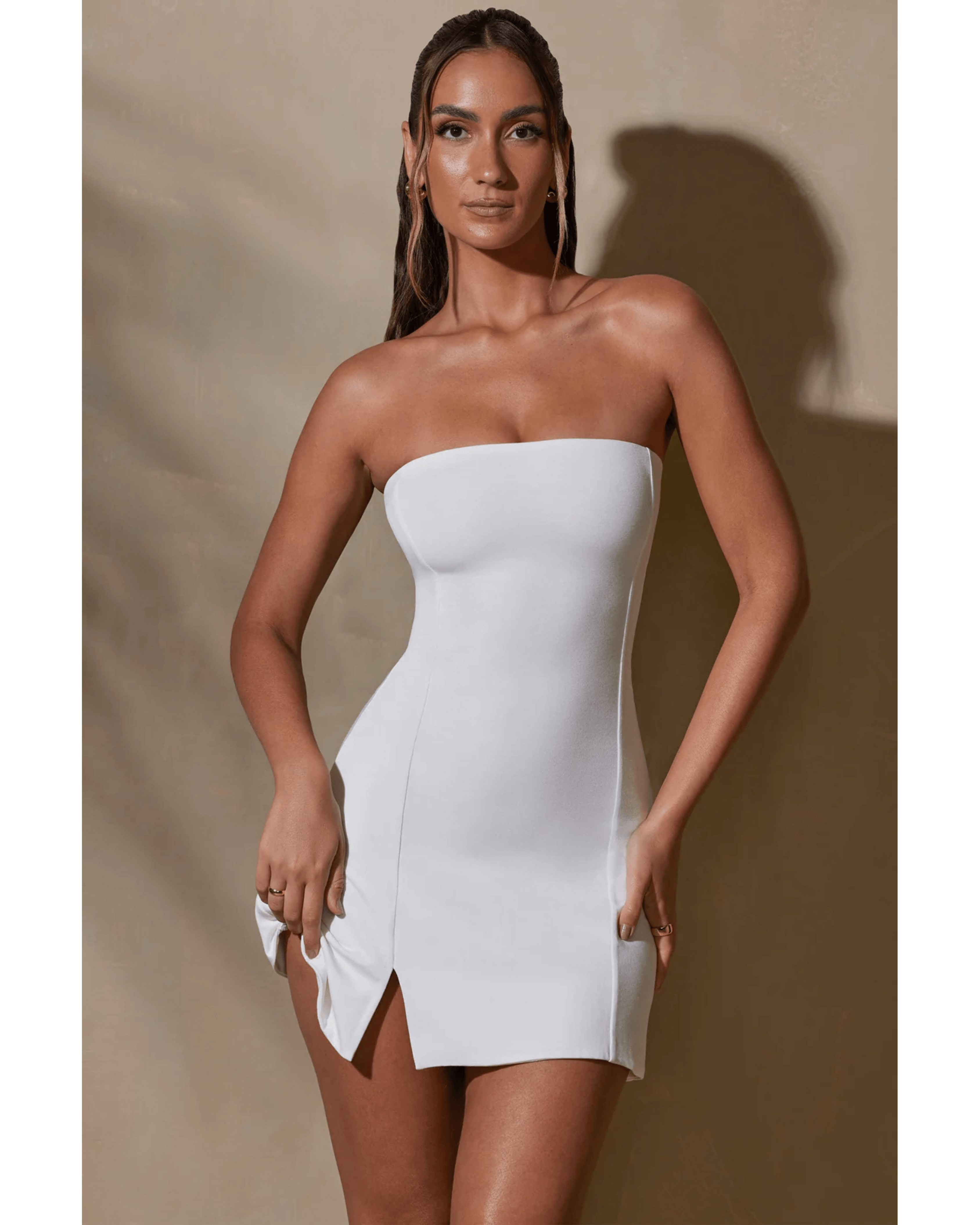 Brielle Bandeau Neckline Mini Dress - Endless - UAE Rental and Resale for Women's Fashion