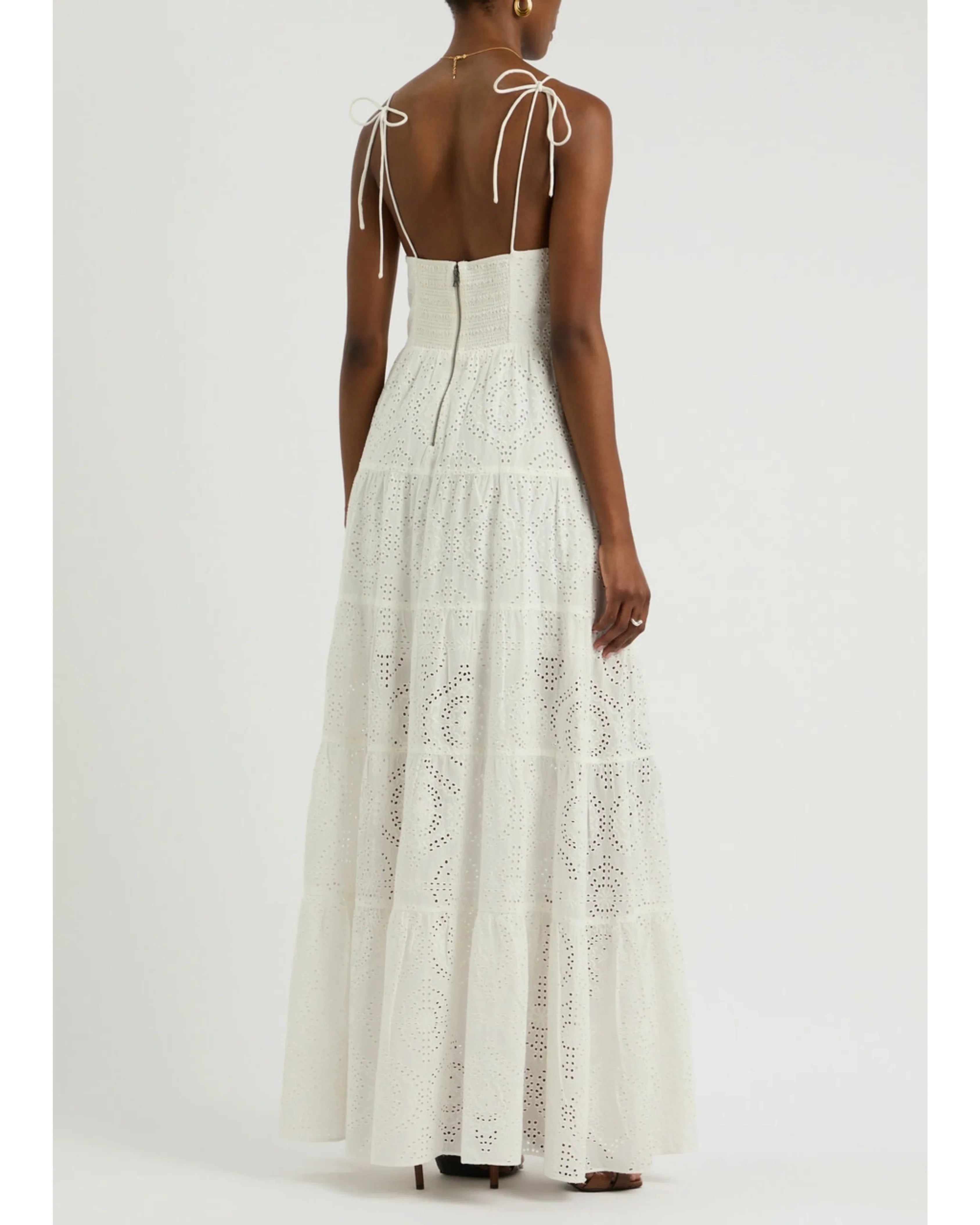 Broderie Anglaise Cotton Maxi Dress - Endless - UAE Rental and Resale for Women's Fashion