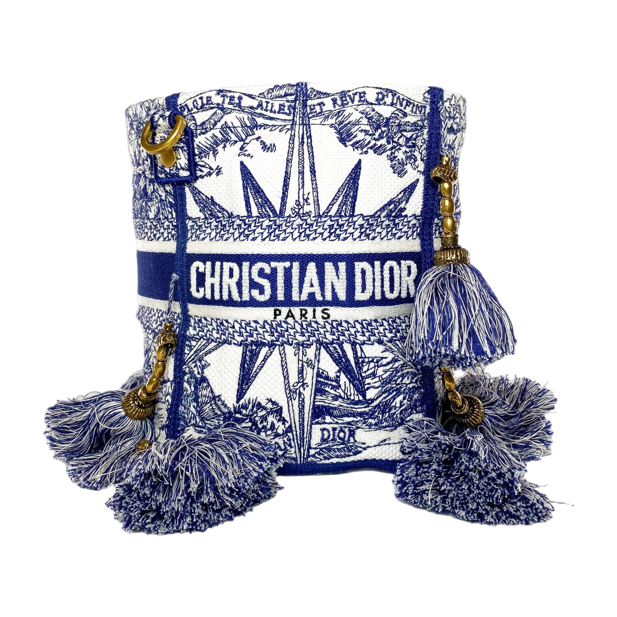Bucket D-Bubble Bag - Endless - UAE Rental and Resale for Women's Fashion