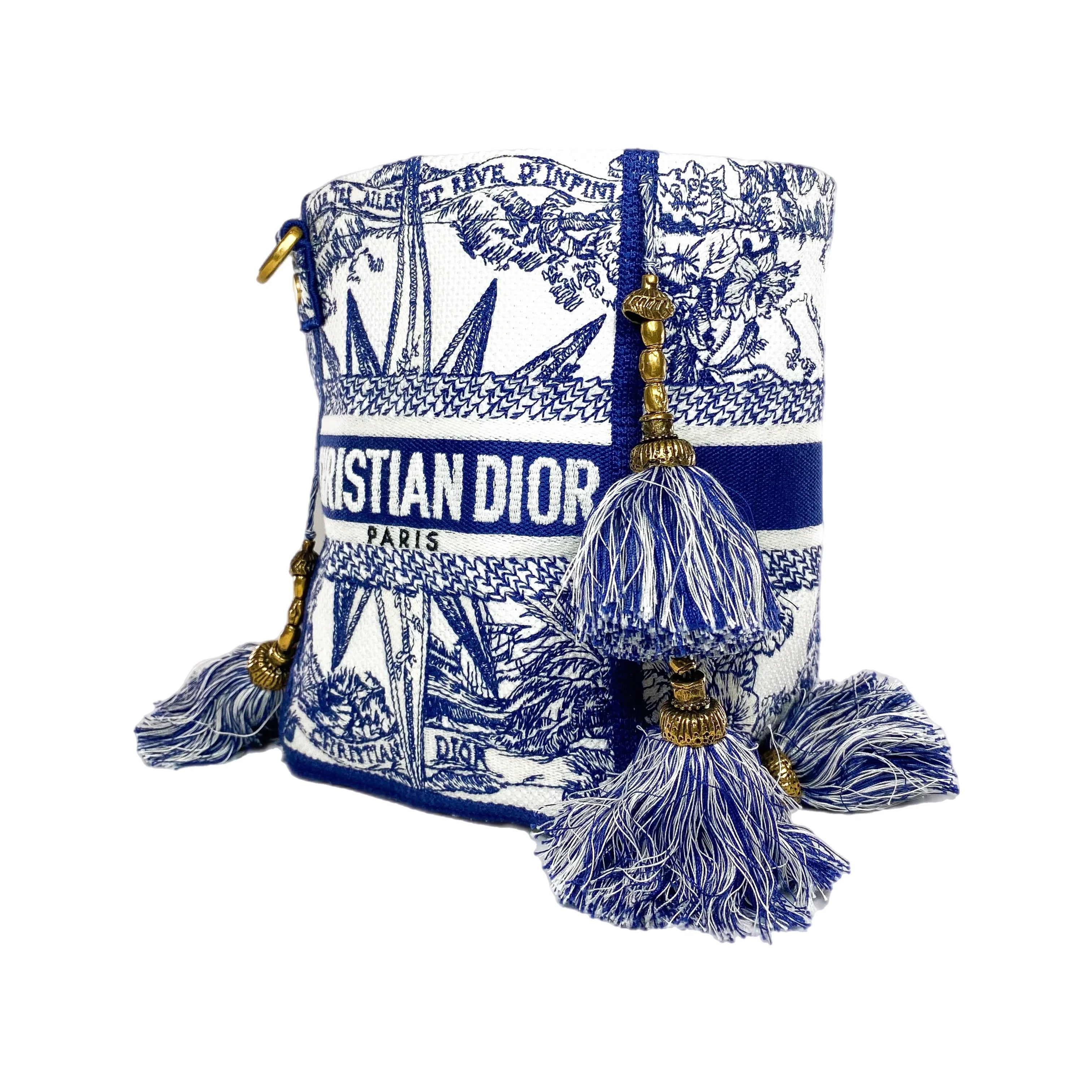 Bucket D-Bubble Bag - Endless - UAE Rental and Resale for Women's Fashion