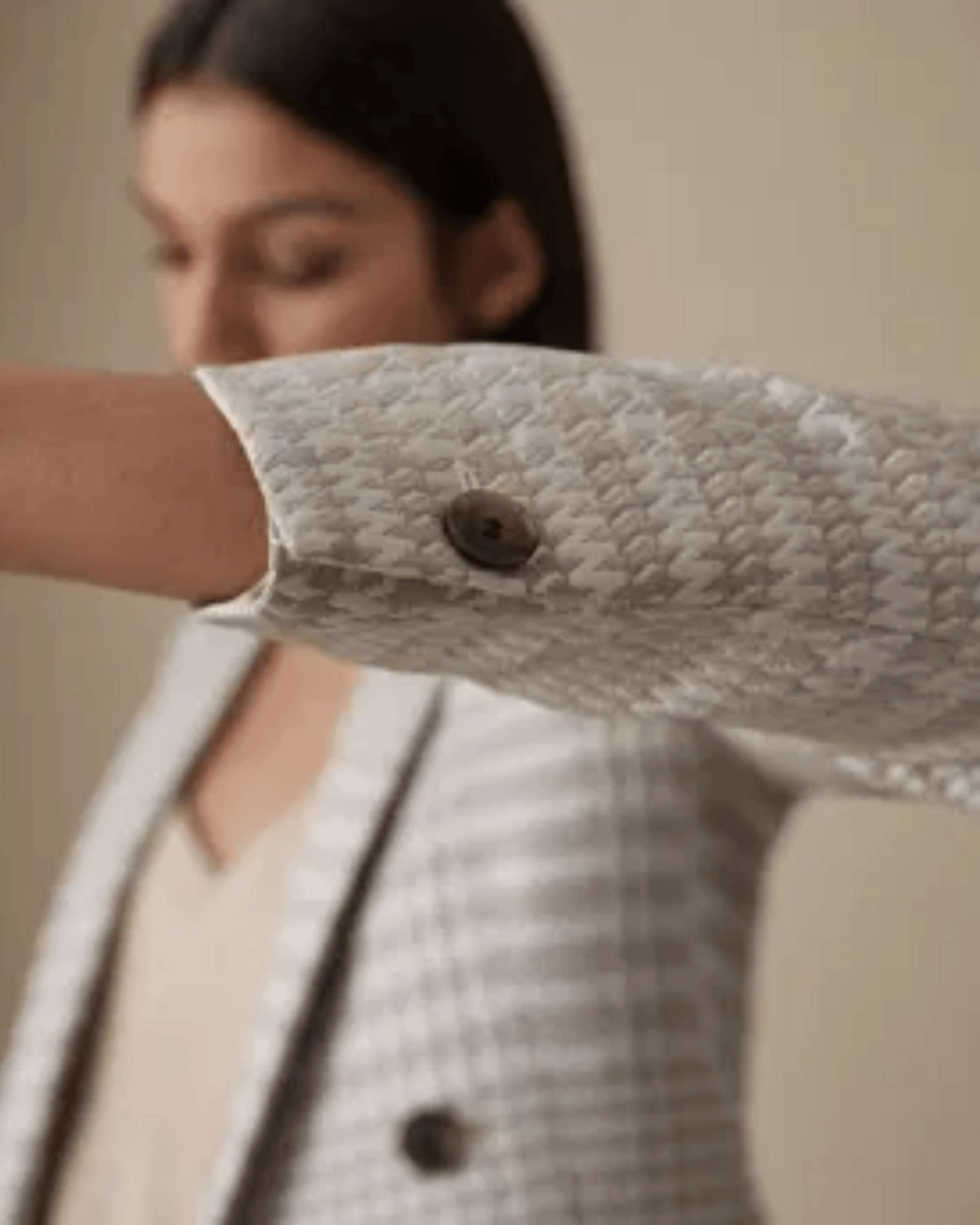 Cali Herringbone Check Blazer - Endless - UAE Rental and Resale for Women's Fashion