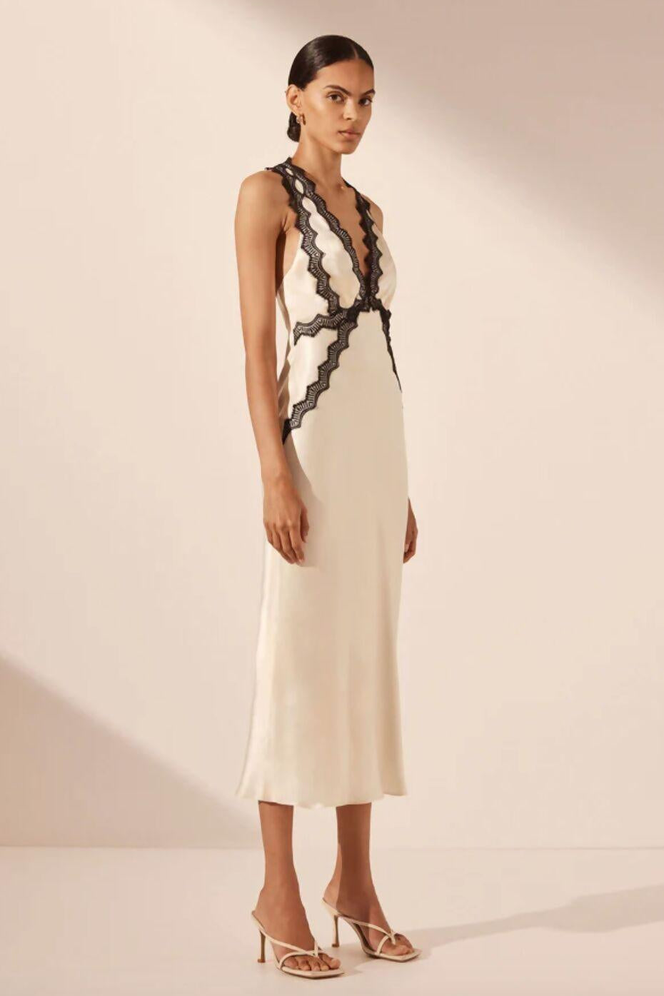 Camille Lace Cross Back Midi Dress - Endless - UAE Rental and Resale for Women's Fashion