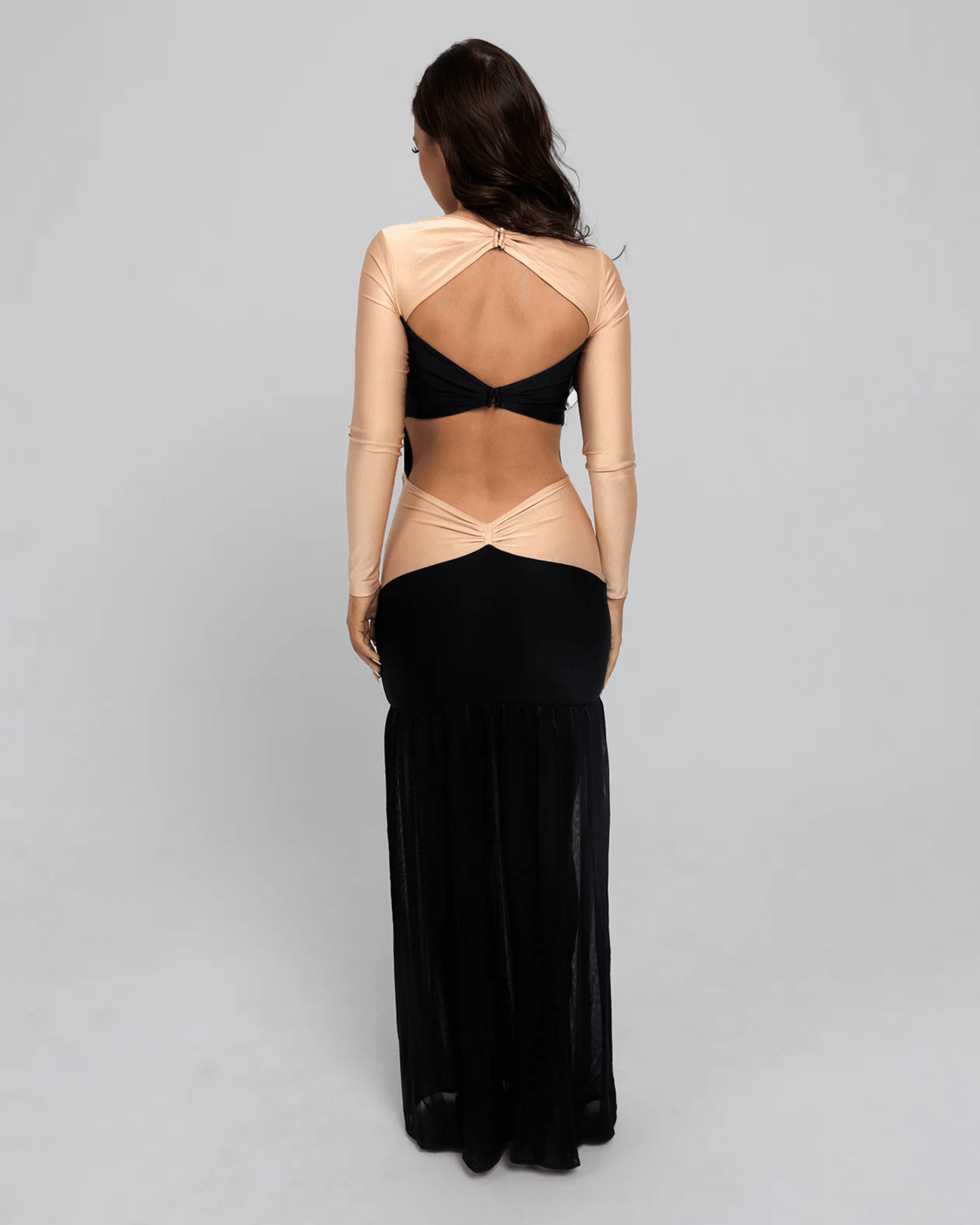 Candlelit Splendor Maxi Dress - Endless - UAE Rental and Resale for Women's Fashion
