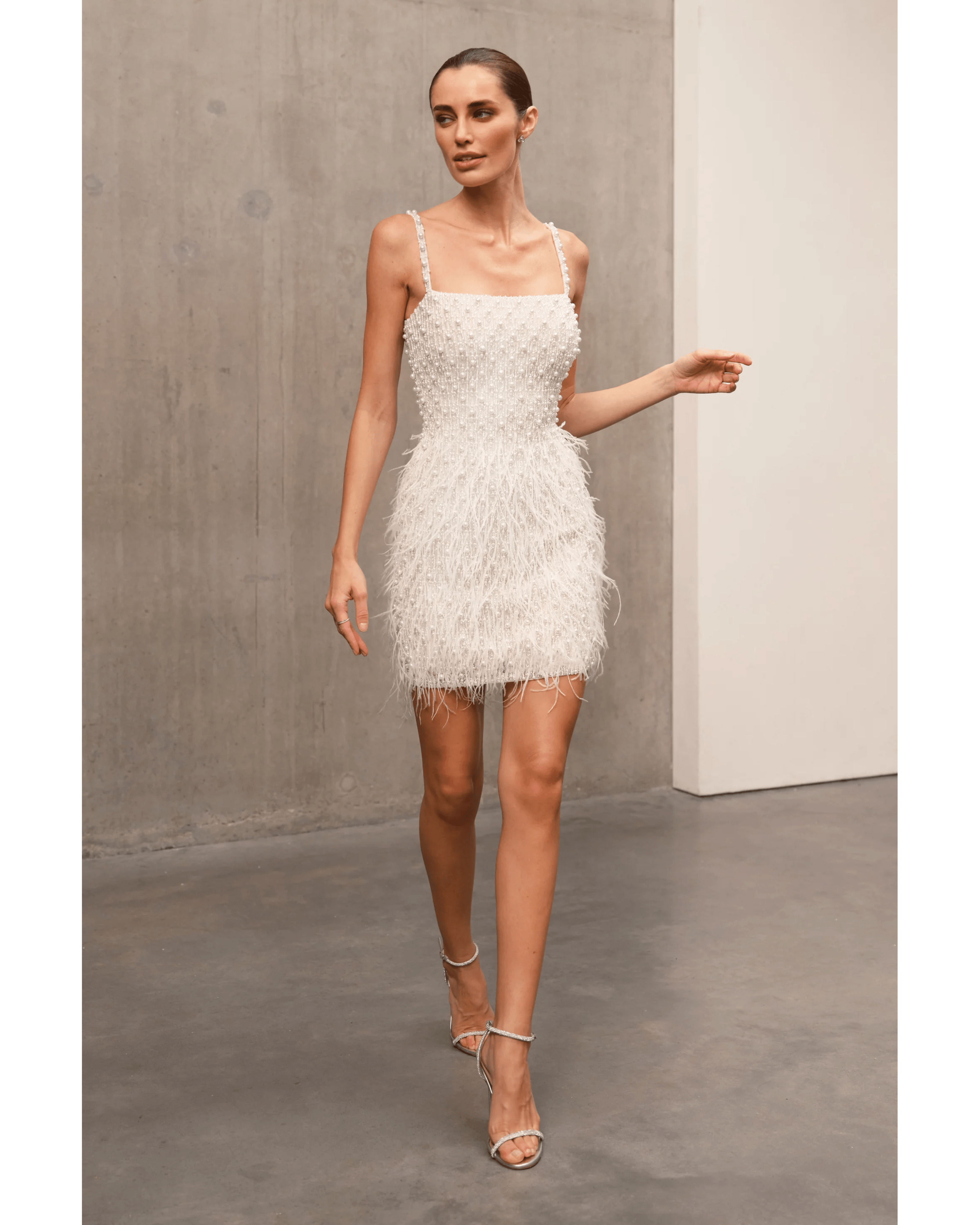 Carrie White Dress - Endless - UAE Rental and Resale for Women's Fashion