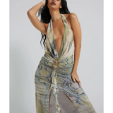 Cindy Plunge Maxi Dress - Endless - UAE Rental and Resale for Women's Fashion