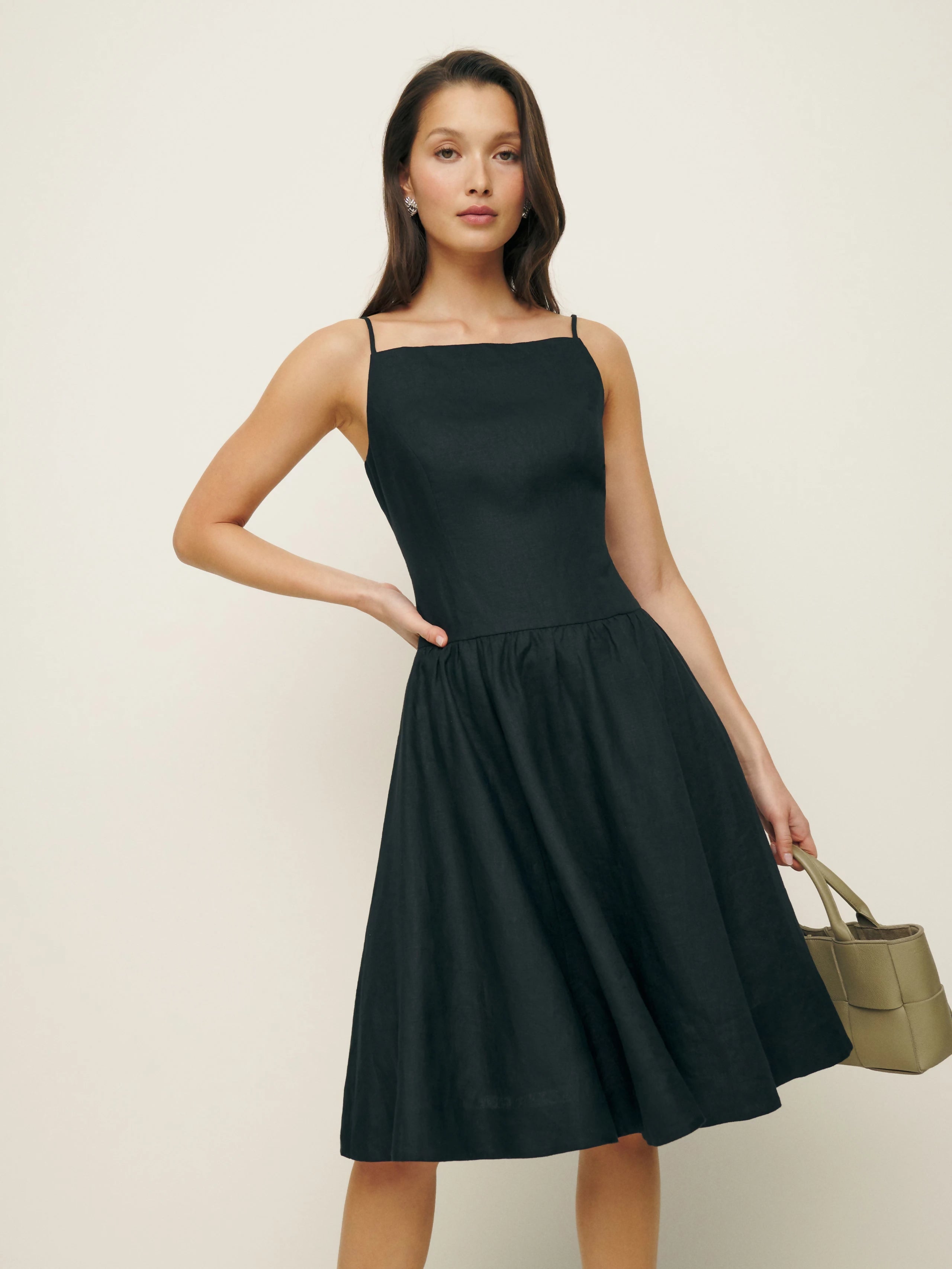 Clarabelle Linen Dress in Black - Endless - UAE Rental and Resale for Women's Fashion