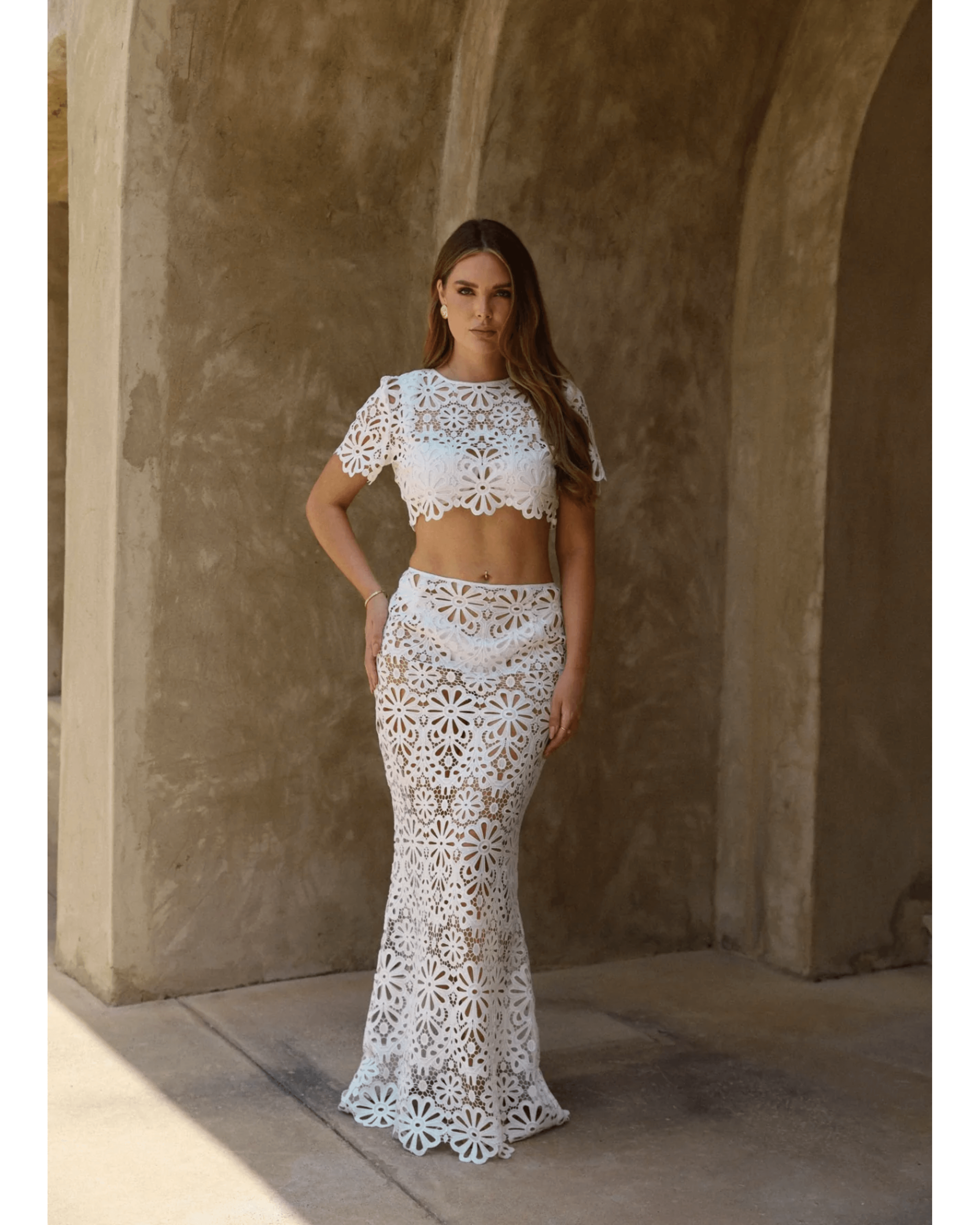 Crochet Short Sleeved Crop Top in White - Endless - UAE Rental and Resale for Women's Fashion