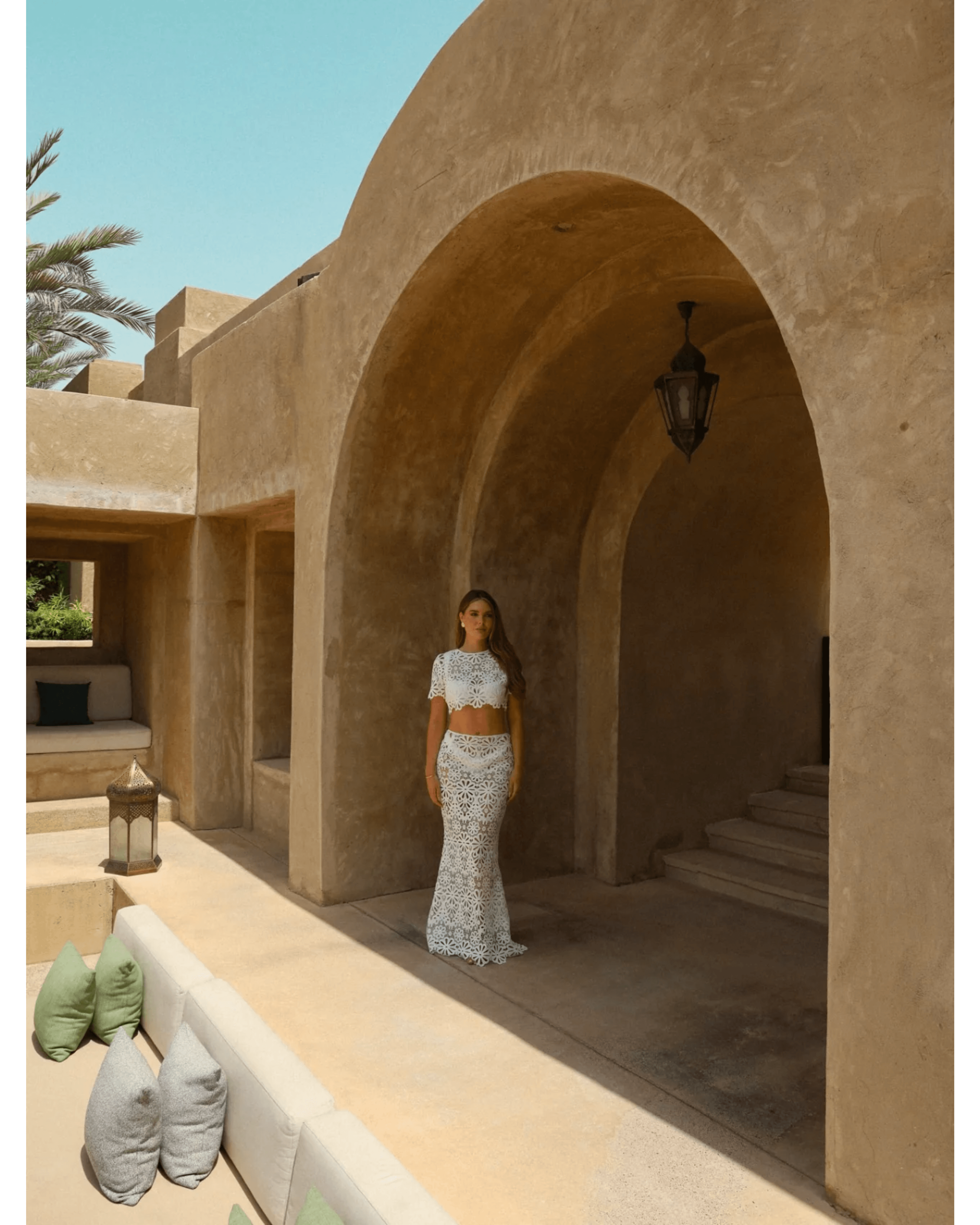 Crochet Short Sleeved Crop Top in White - Endless - UAE Rental and Resale for Women's Fashion
