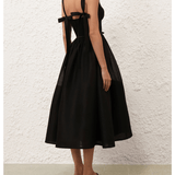 Crush Picnic Midi Dress - Endless - UAE Rental and Resale for Women's Fashion