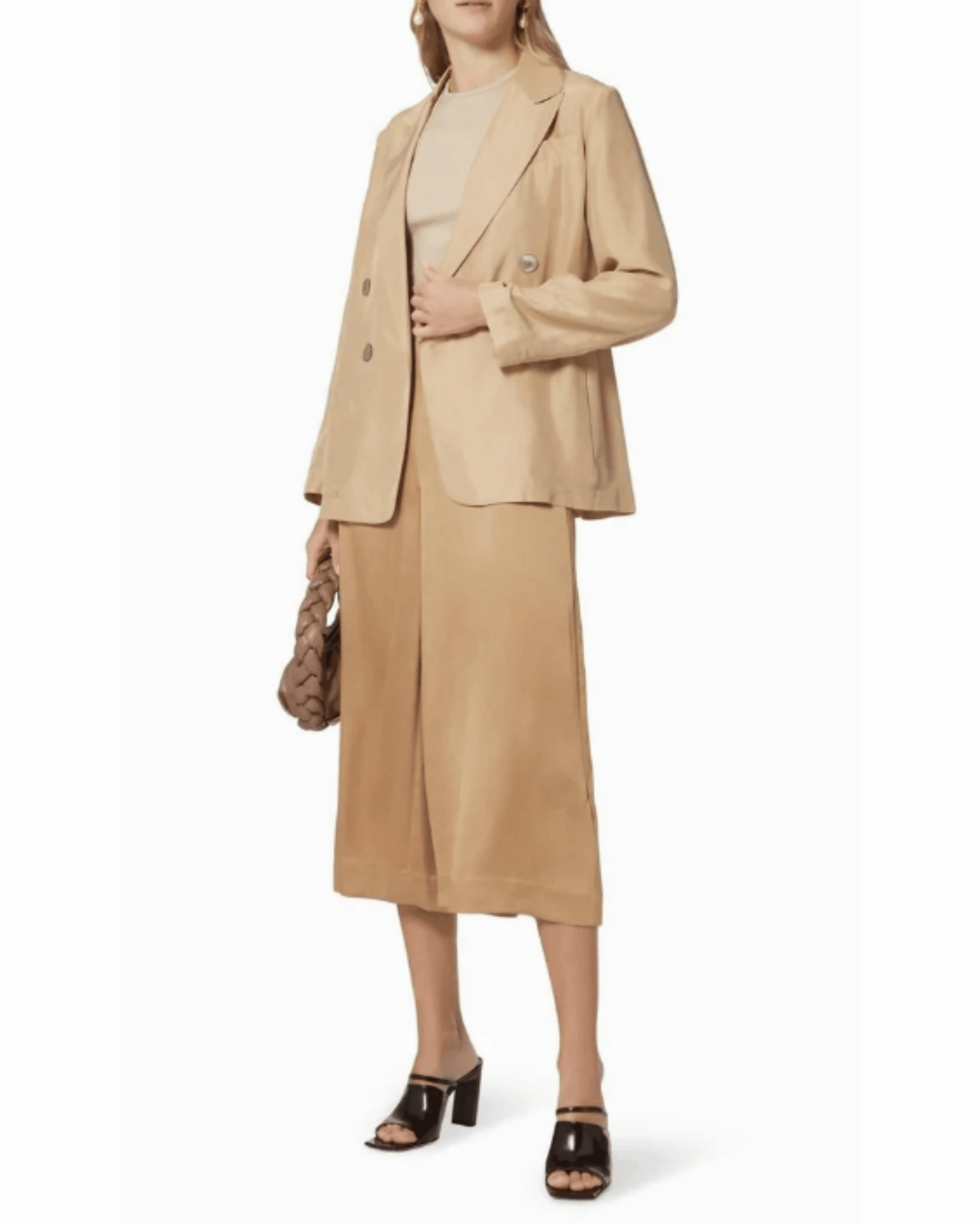 Drapey Blazer in Silk - Endless - UAE Rental and Resale for Women's Fashion