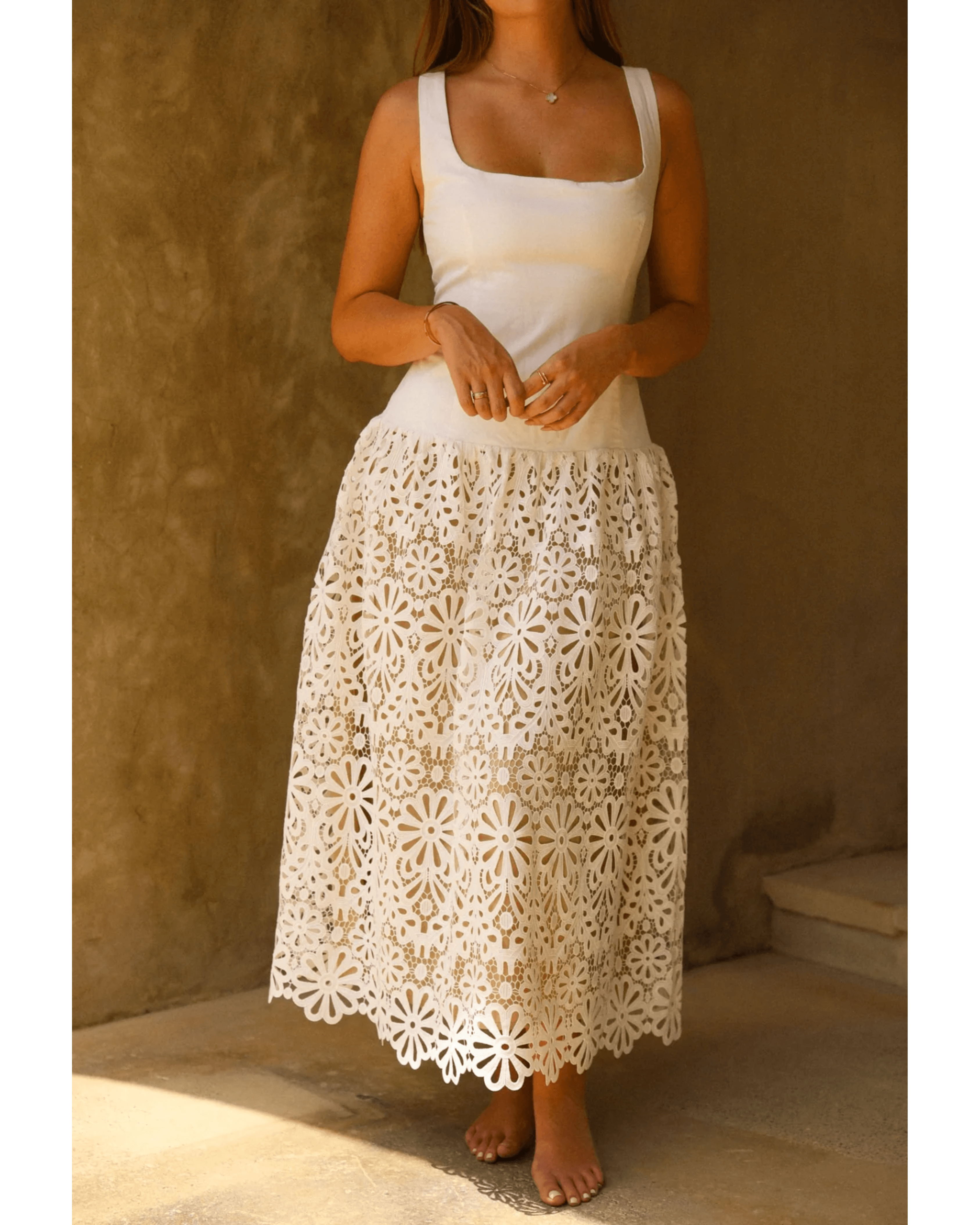 Drop Waist Midi Dress - Endless - UAE Rental and Resale for Women's Fashion