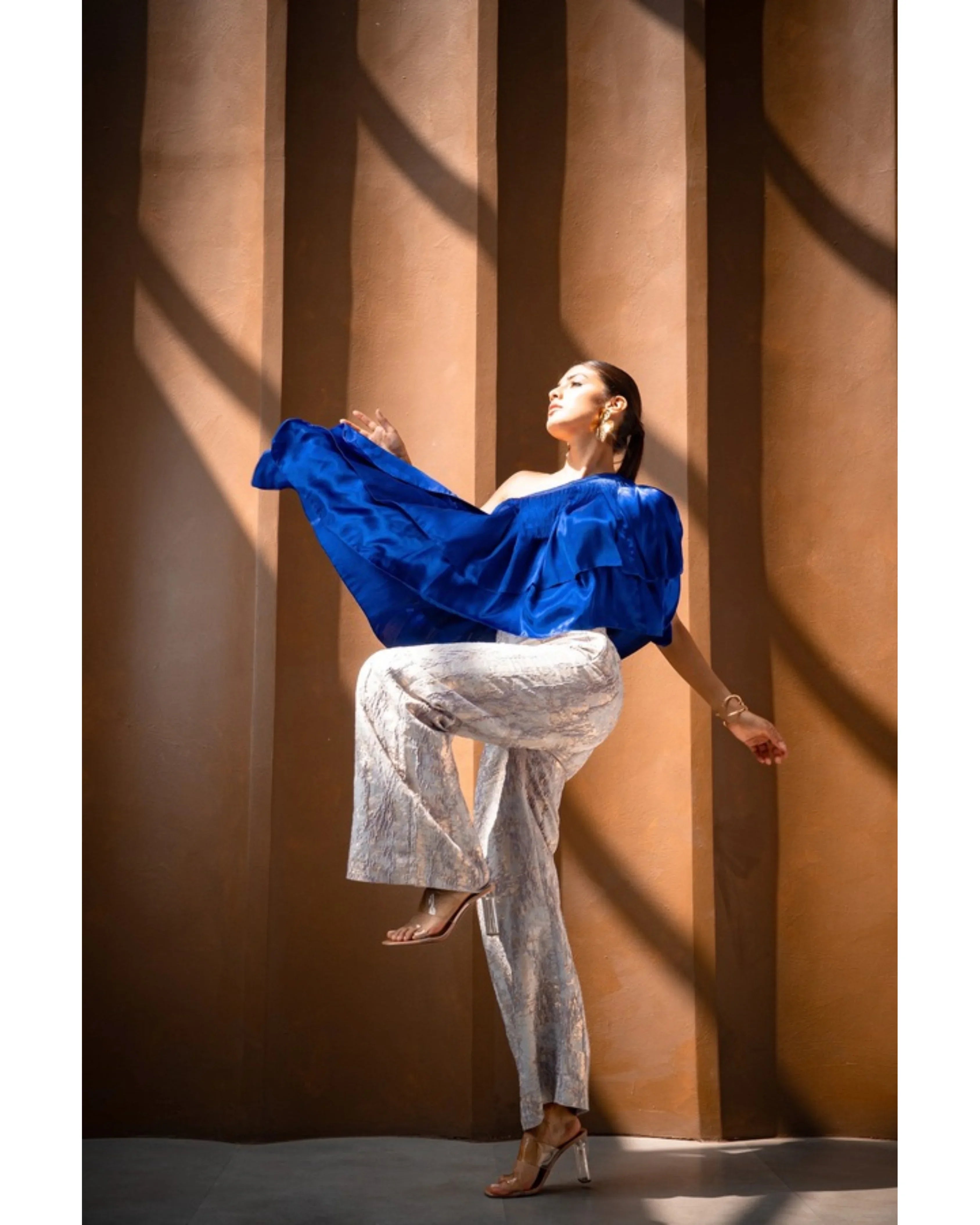 Dustello Top - Endless - UAE Rental and Resale for Women's Fashion