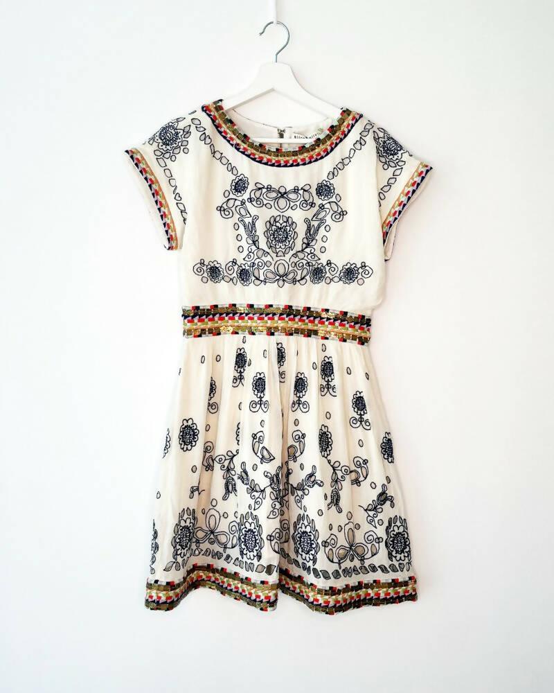 Embroidered Fit & Flare dress - Endless - UAE Rental and Resale for Women's Fashion
