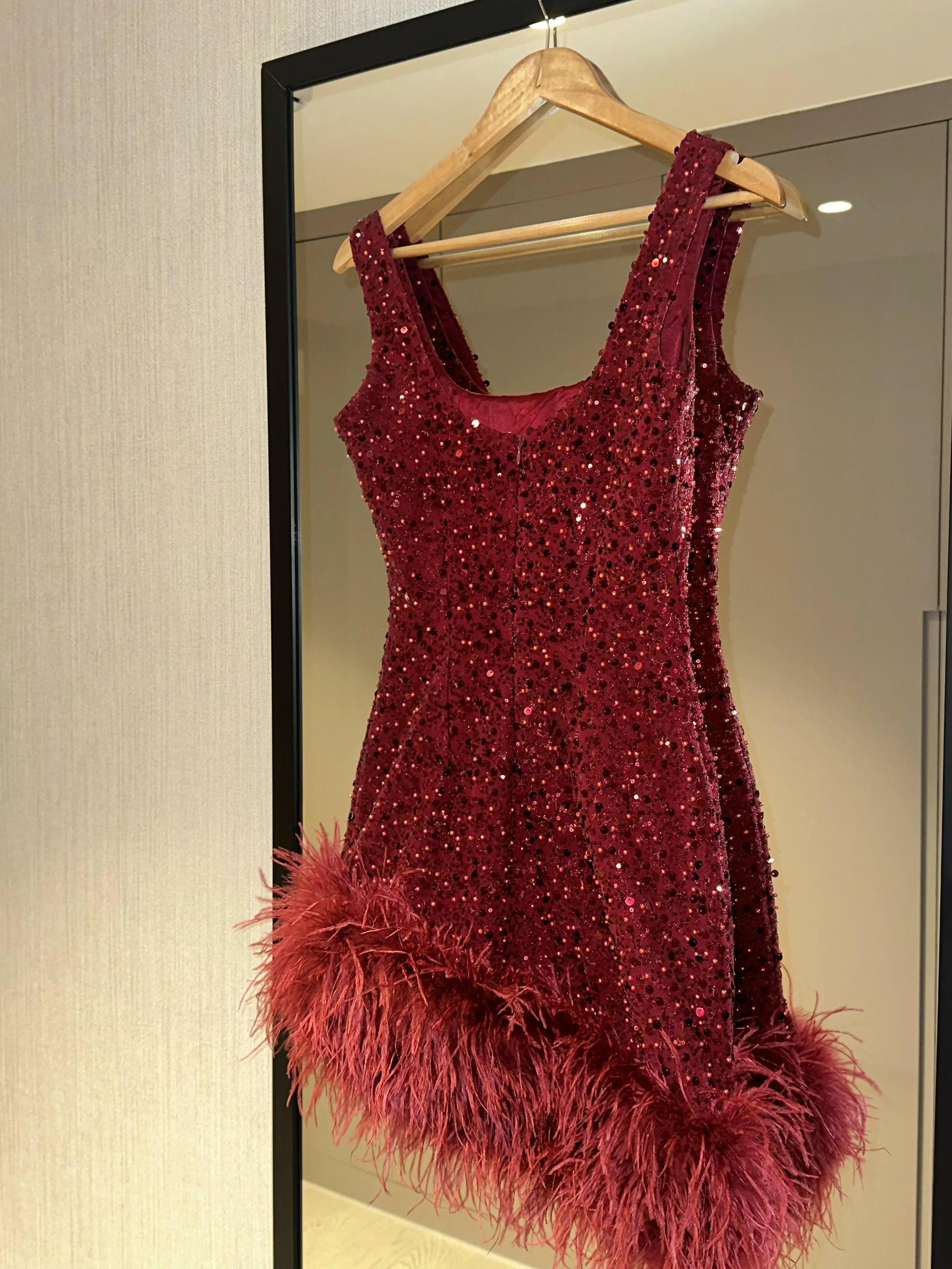 Evie Dress - Endless - UAE Rental and Resale for Women's Fashion