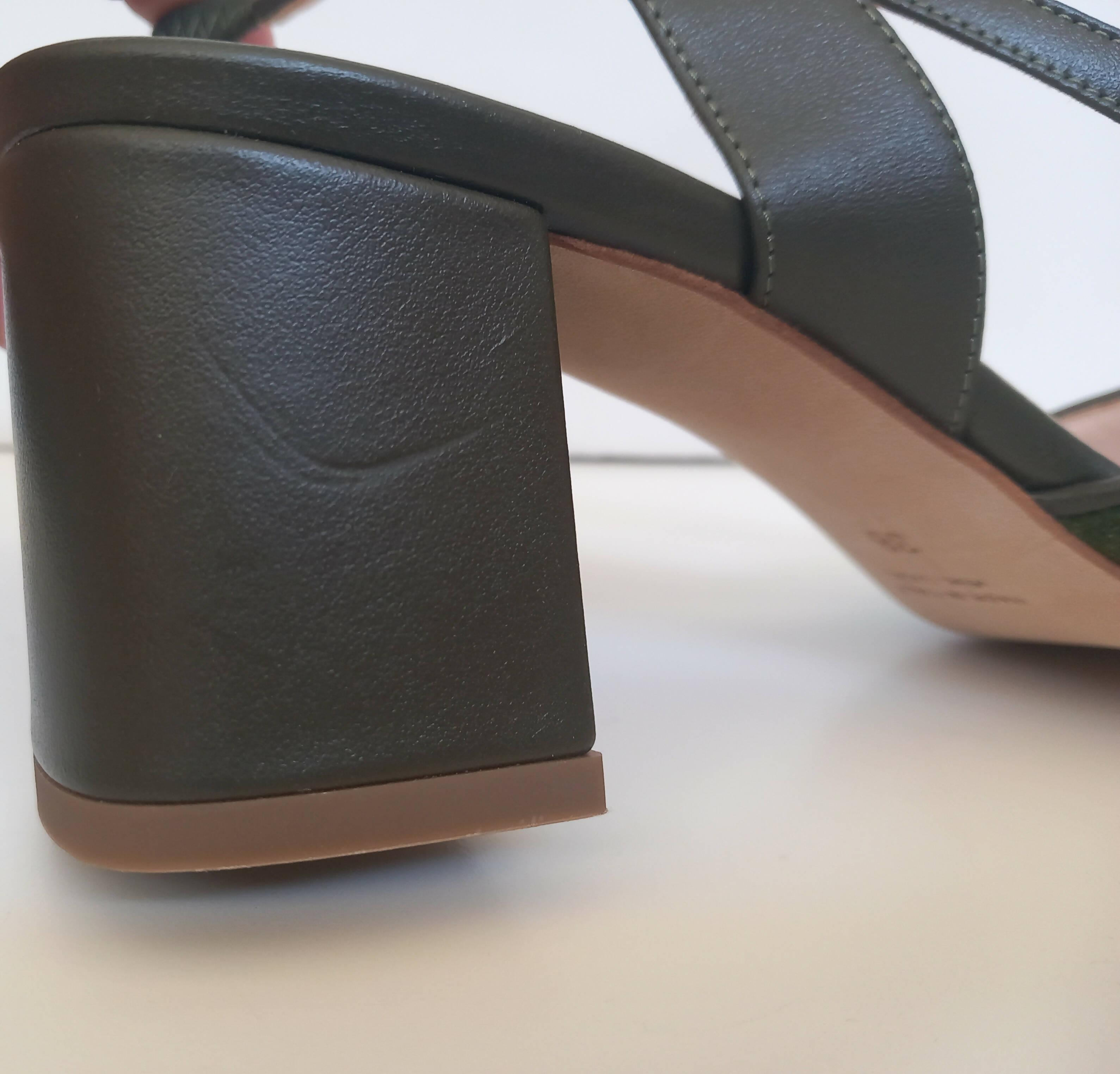 Fionda Green Velvet Slingback Sandals - Endless - UAE Rental and Resale for Women's Fashion