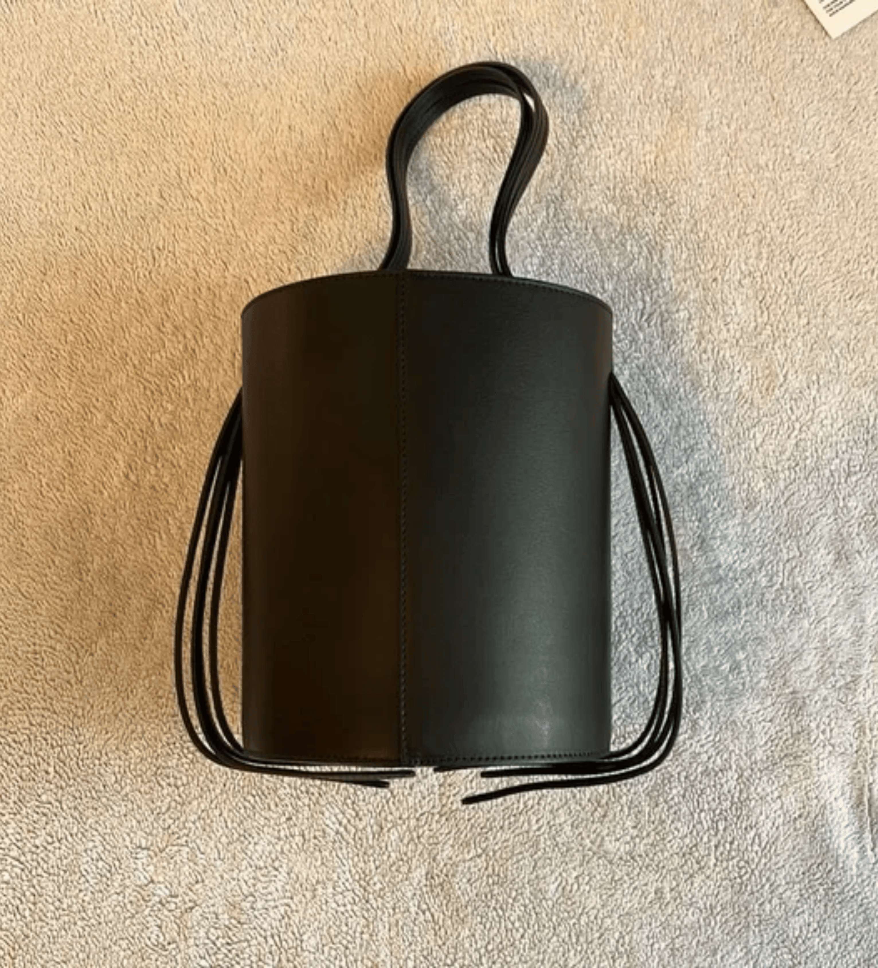 Fringe Bucket Bag - Endless - UAE Rental and Resale for Women's Fashion