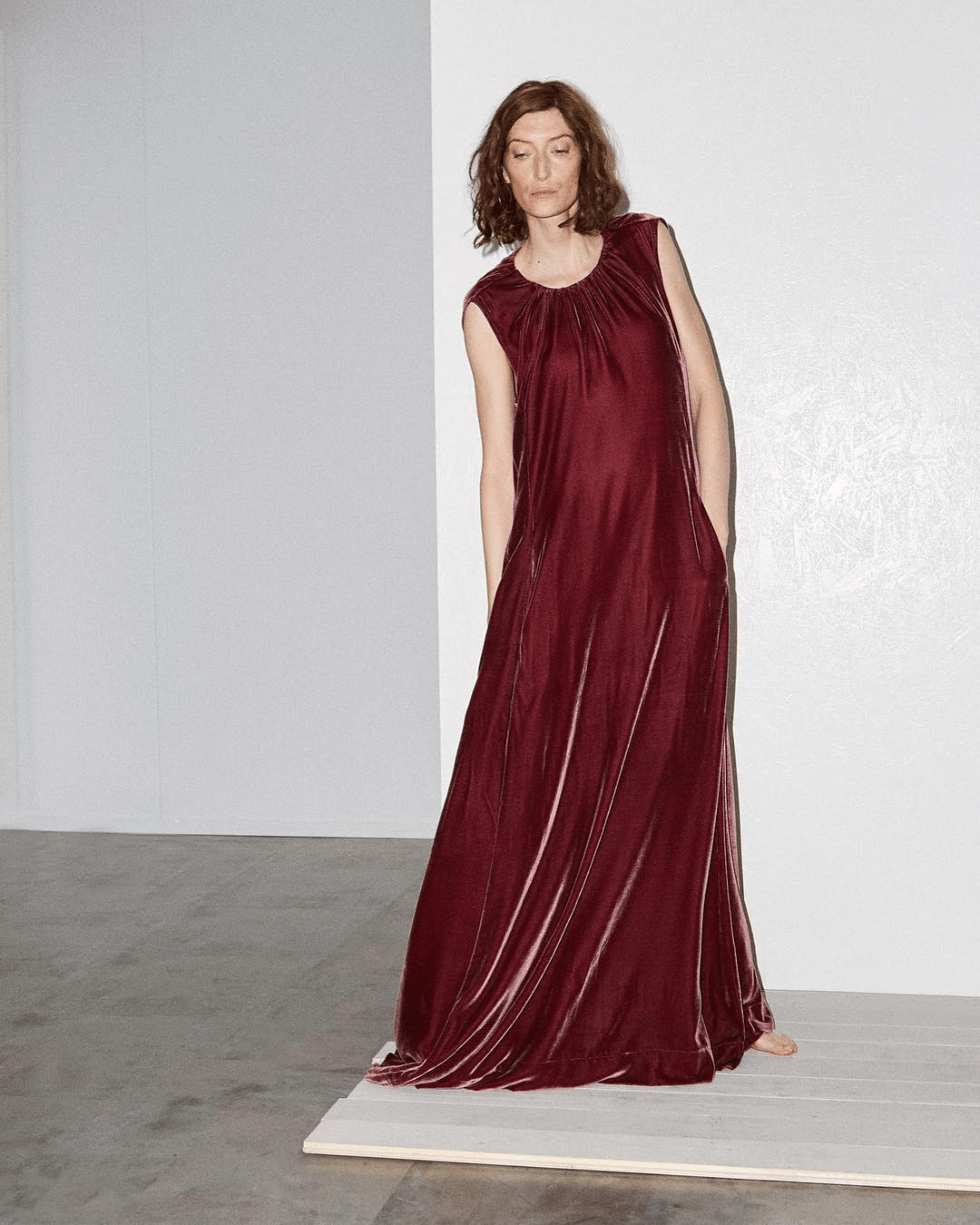 Gathered-neck Velvet Dress - Endless - UAE Rental and Resale for Women's Fashion
