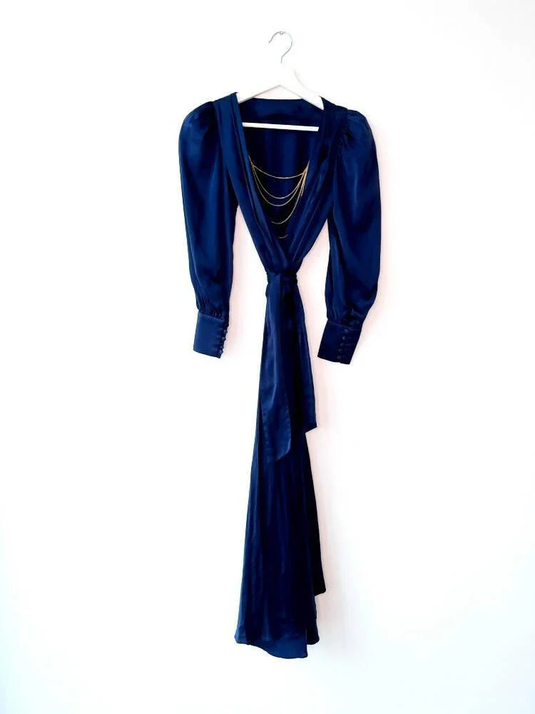 Gilly A-Line Silk Midi Dress - Endless - UAE Rental and Resale for Women's Fashion