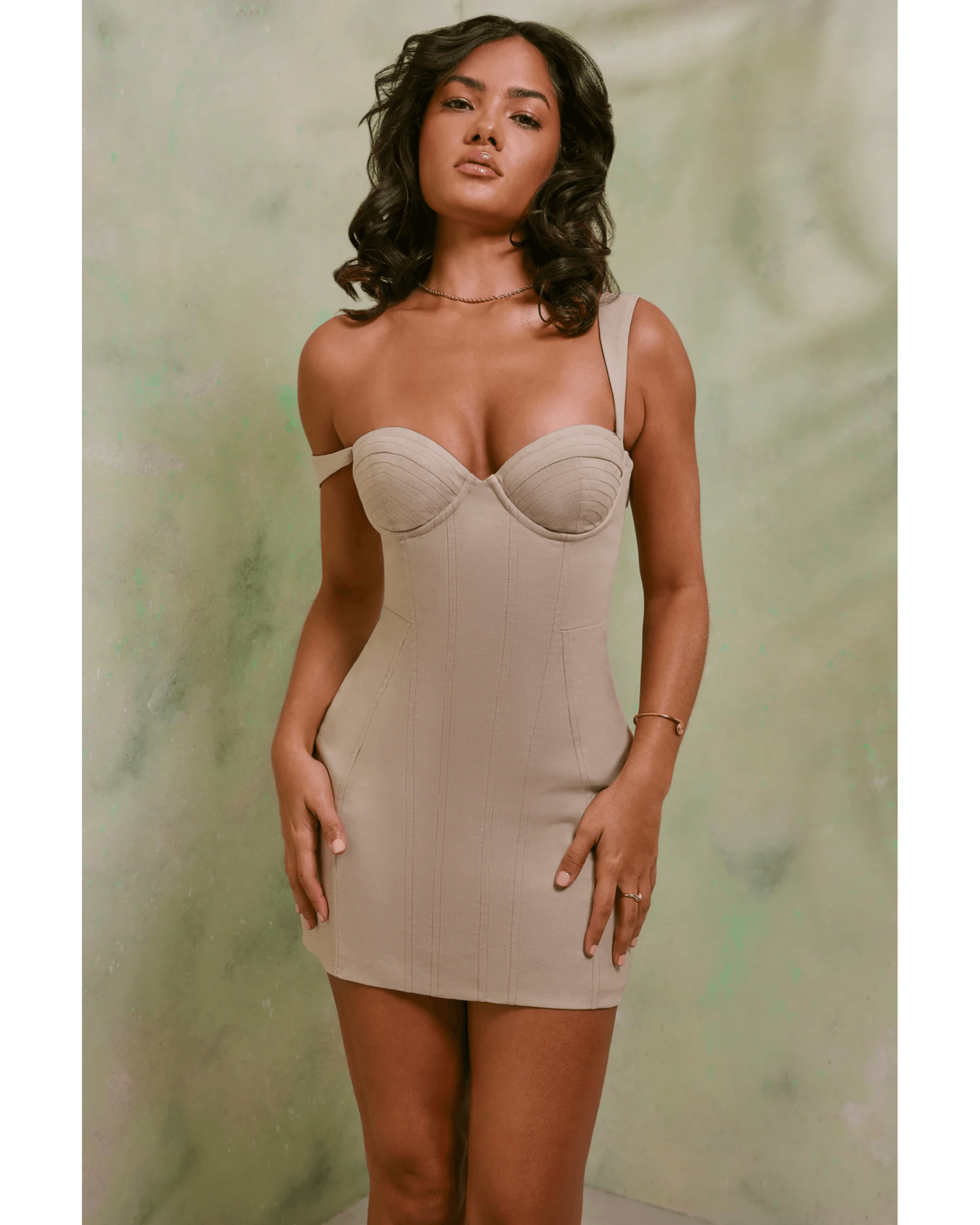 Giovana Lace Up Back Linen Mini Dress - Endless - UAE Rental and Resale for Women's Fashion