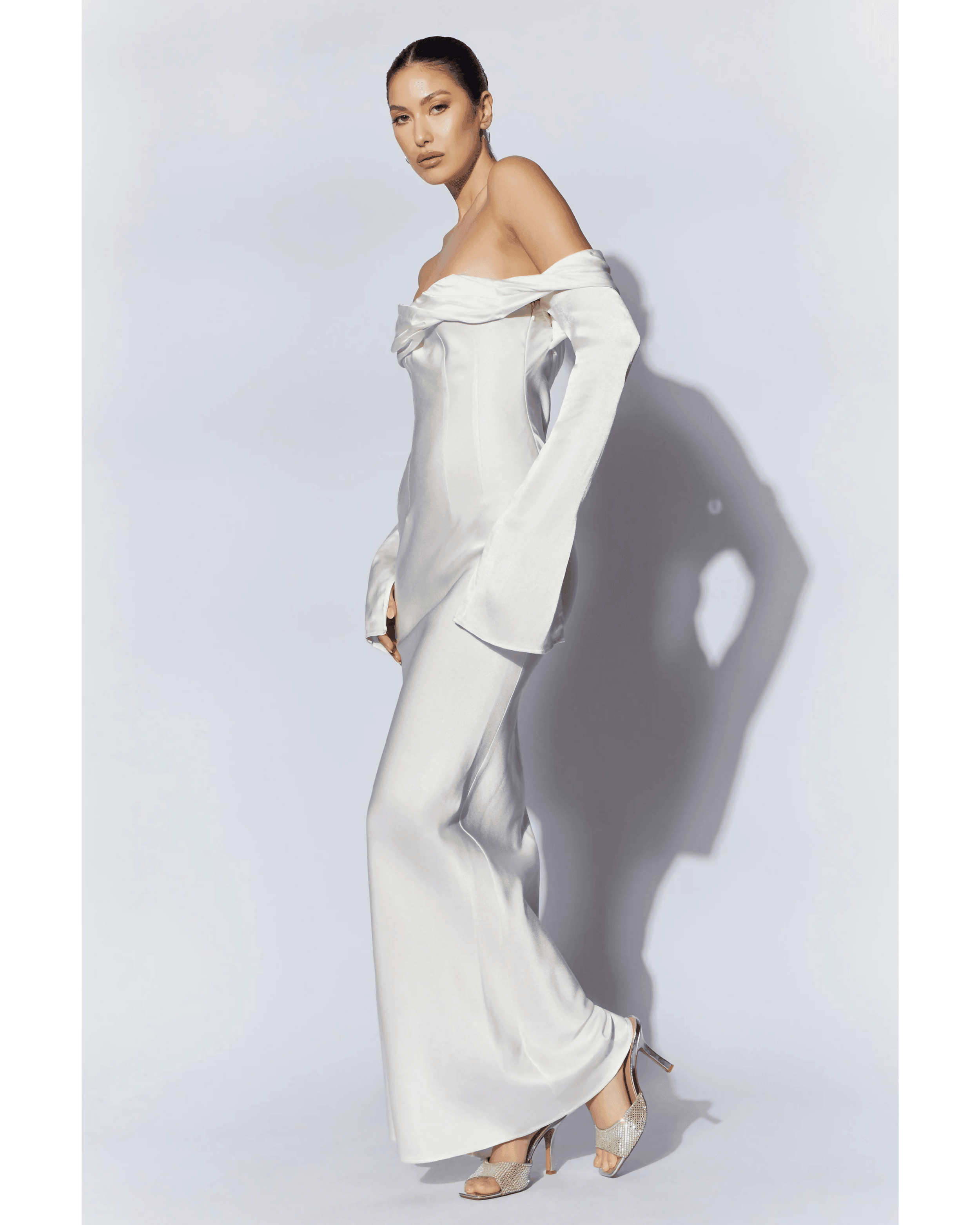 Giselle Off Shoulder Cowl Neck Maxi Dress - Endless - UAE Rental and Resale for Women's Fashion