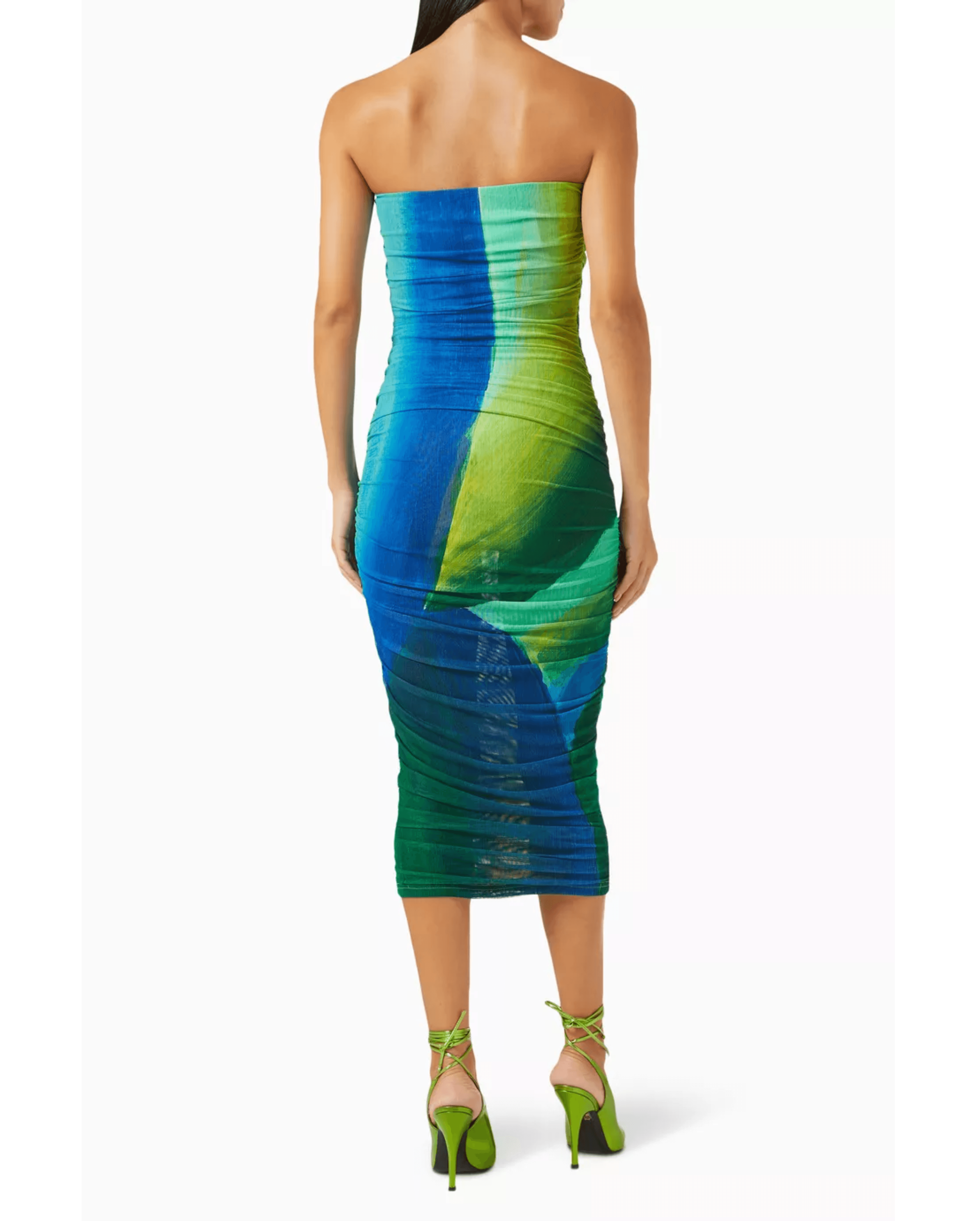 Hera Bandeau Bodycon Dress - Endless - UAE Rental and Resale for Women's Fashion
