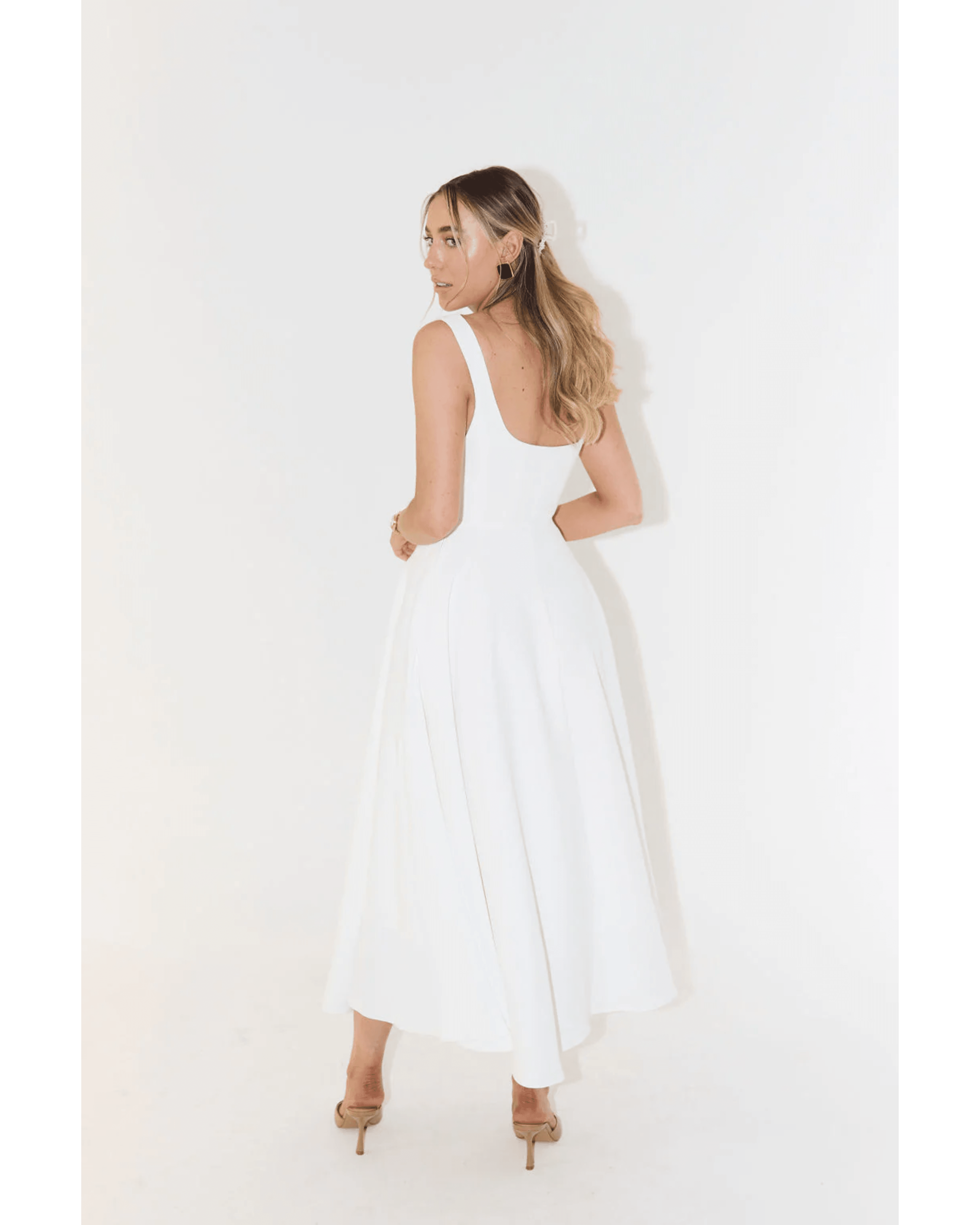 High Waist Square Neck Midi Dress - Endless - UAE Rental and Resale for Women's Fashion