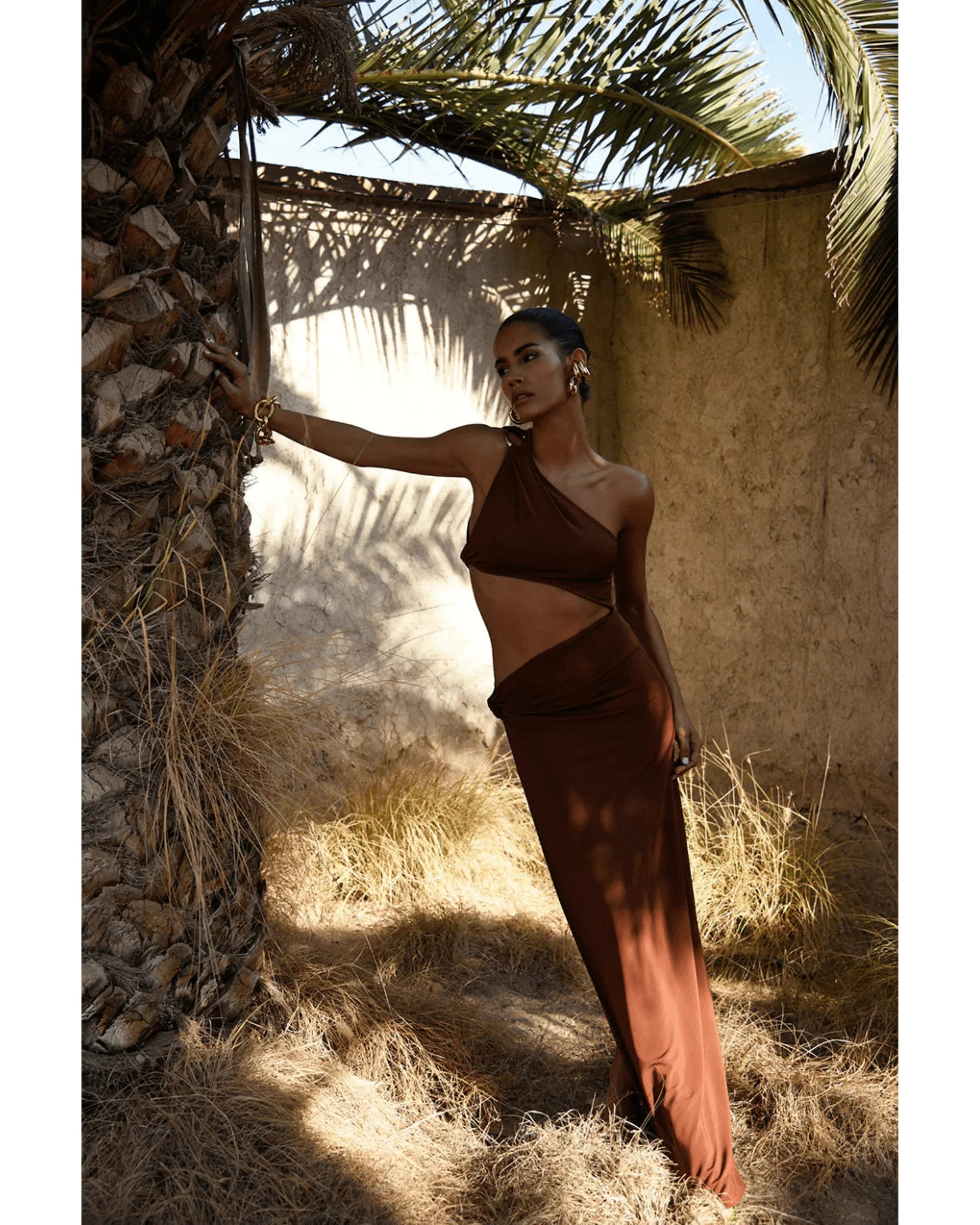 Isamaya Dress - Endless - UAE Rental and Resale for Women's Fashion