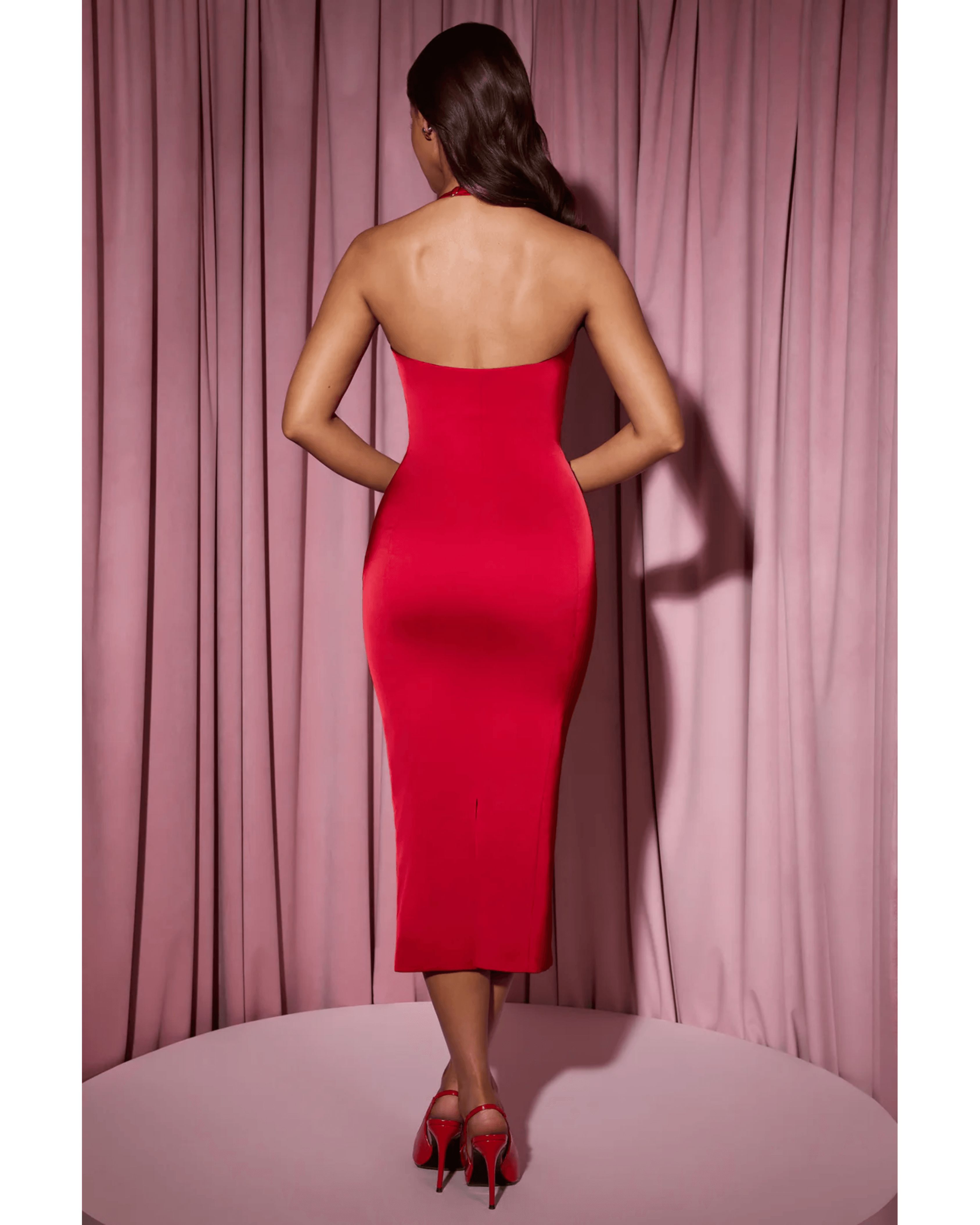 Ismay Layered Halterneck Bodycon Midi Dress - Endless - UAE Rental and Resale for Women's Fashion