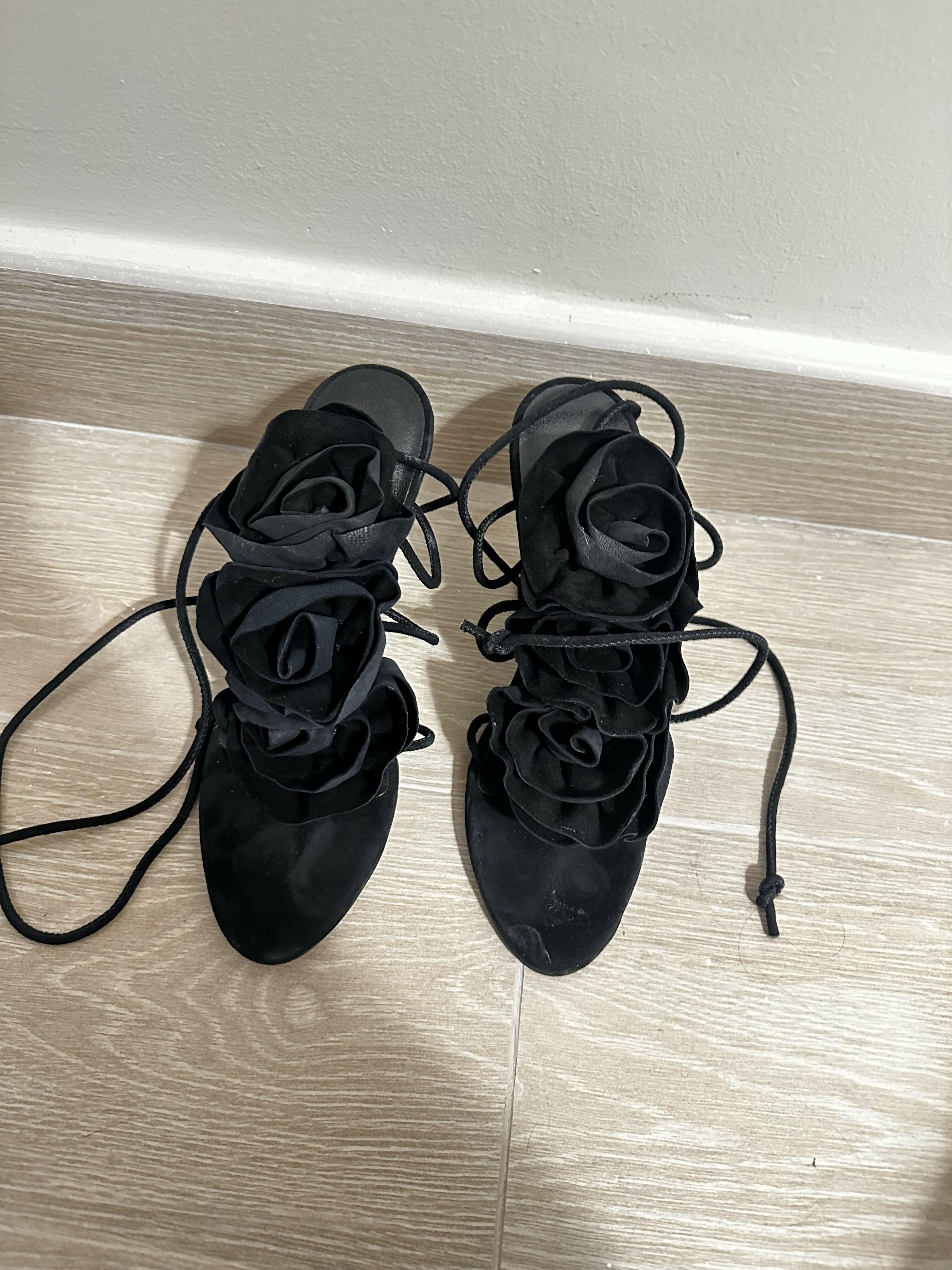 Karli 100 Lace-up Sandals - Endless - UAE Rental and Resale for Women's Fashion