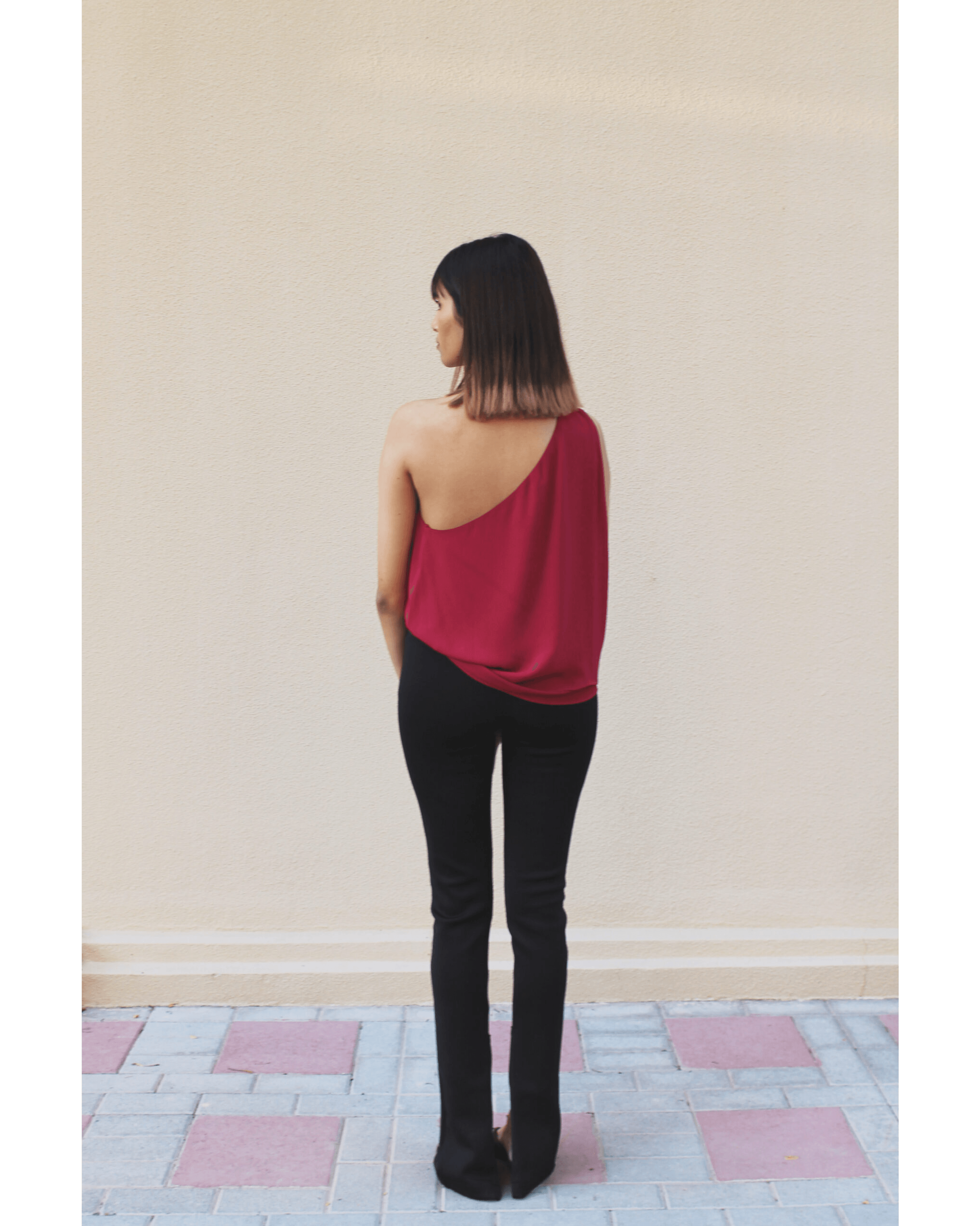 Kiki Leggings - Endless - UAE Rental and Resale for Women's Fashion