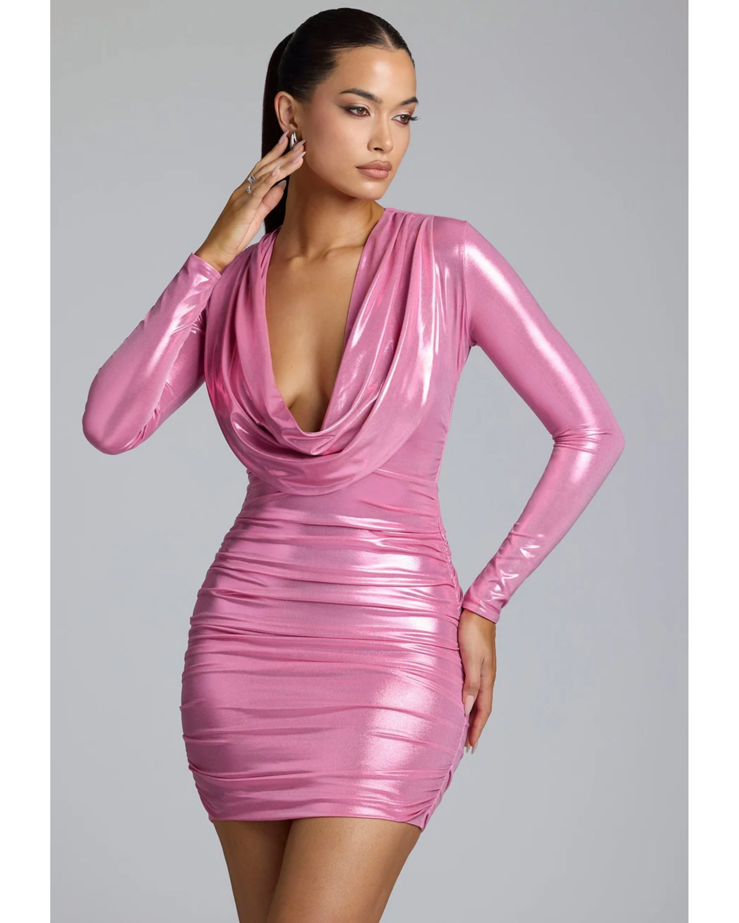 Layla Long Sleeve Metallic Jersey Mini Dress - Endless - UAE Rental and Resale for Women's Fashion