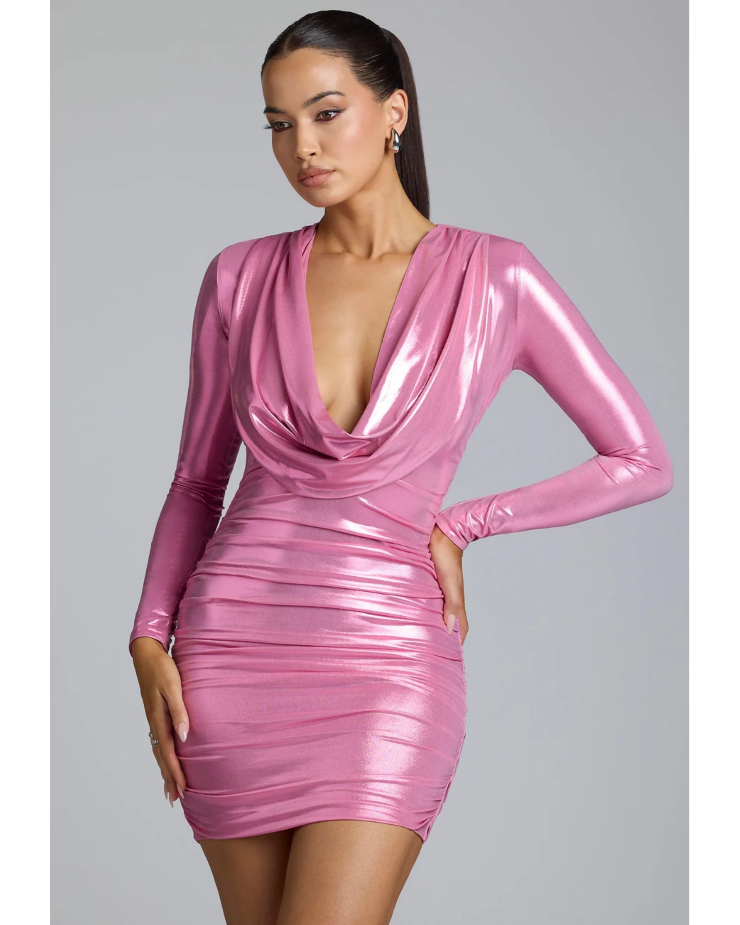 Layla Long Sleeve Metallic Jersey Mini Dress - Endless - UAE Rental and Resale for Women's Fashion