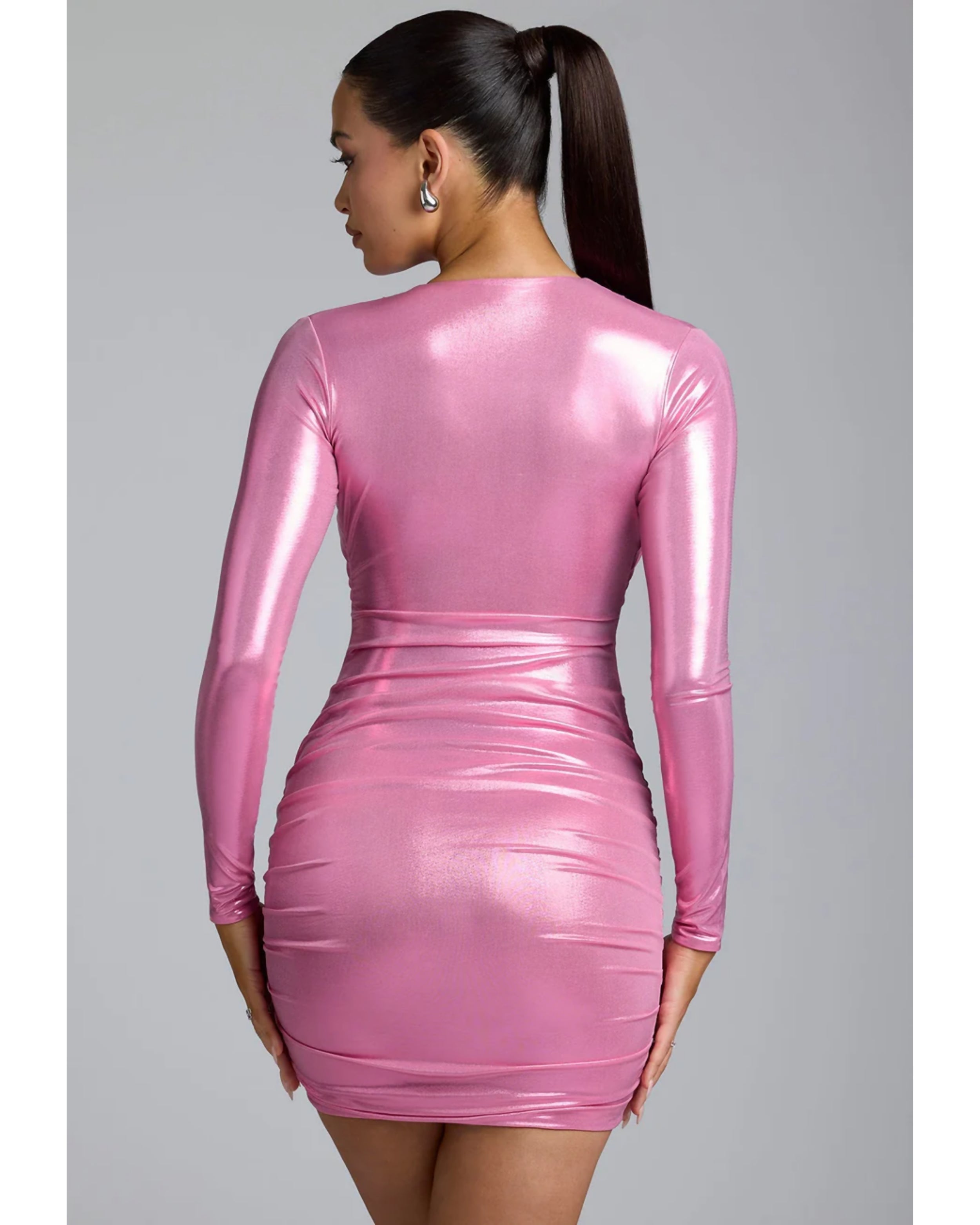 Layla Long Sleeve Metallic Jersey Mini Dress - Endless - UAE Rental and Resale for Women's Fashion