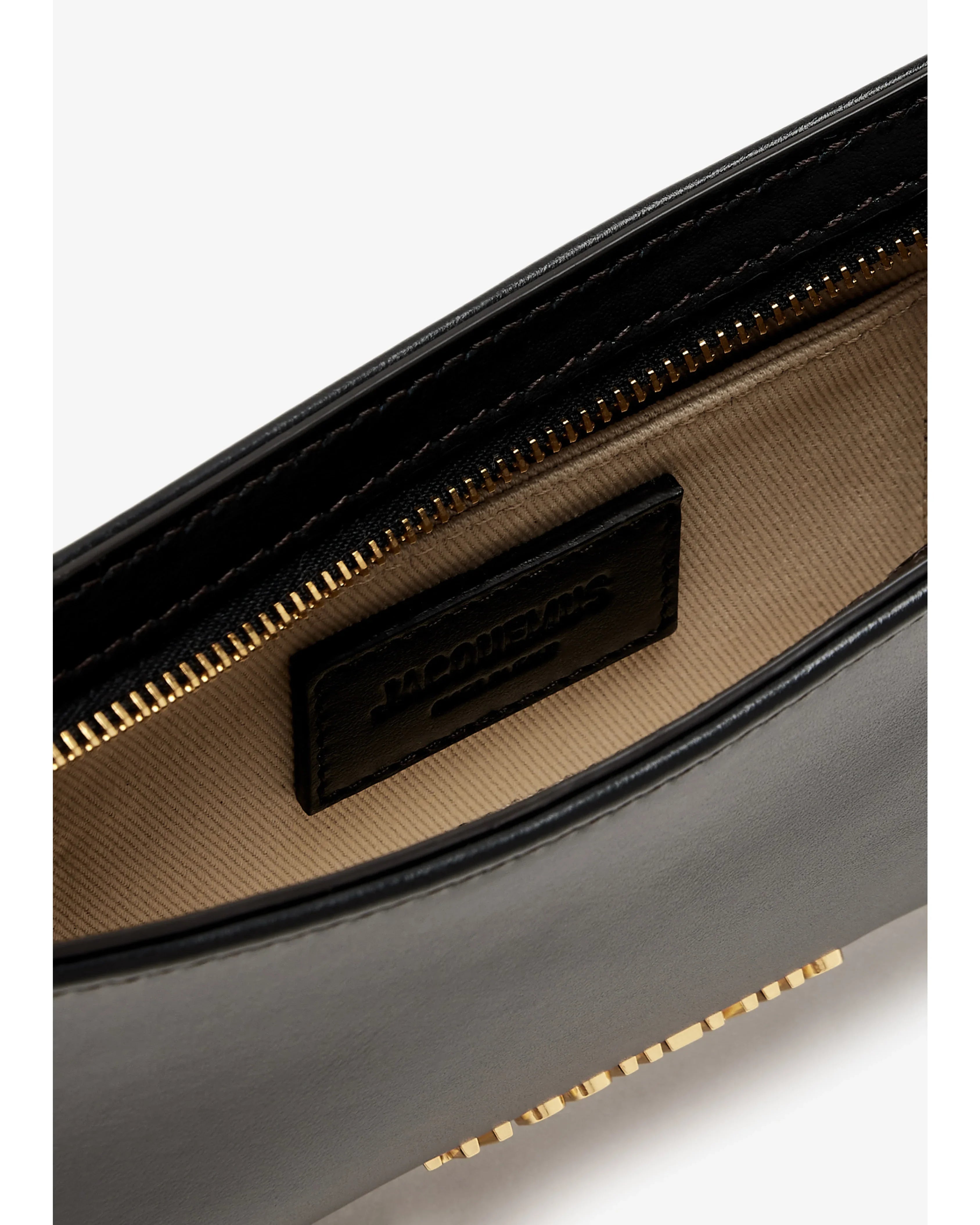 Le Bisou Perle Bag - Endless - UAE Rental and Resale for Women's Fashion