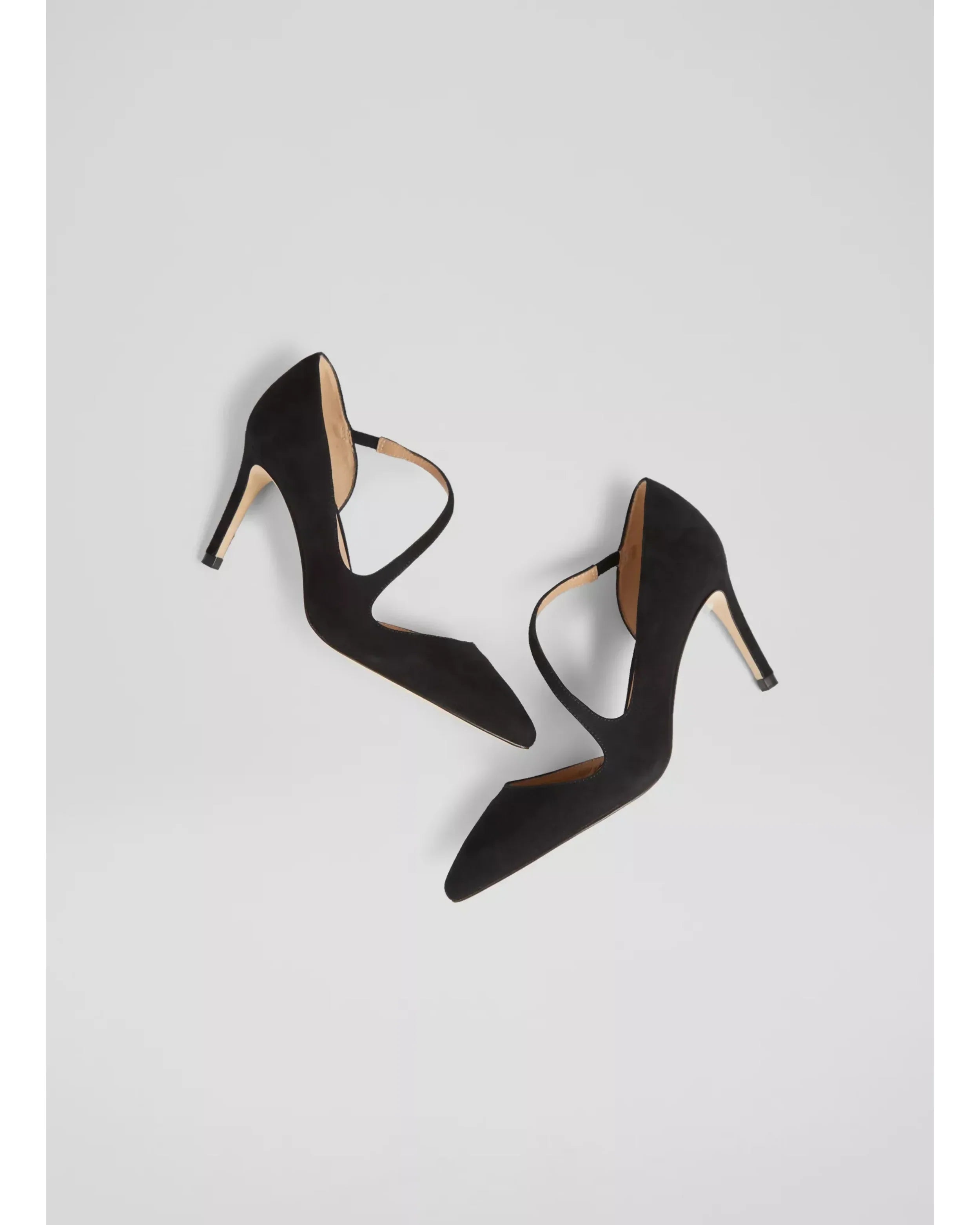 Leather D'Orsay Pumps - Endless - UAE Rental and Resale for Women's Fashion