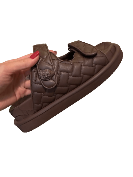 Leather Orson Slide - Endless - UAE Rental and Resale for Women's Fashion