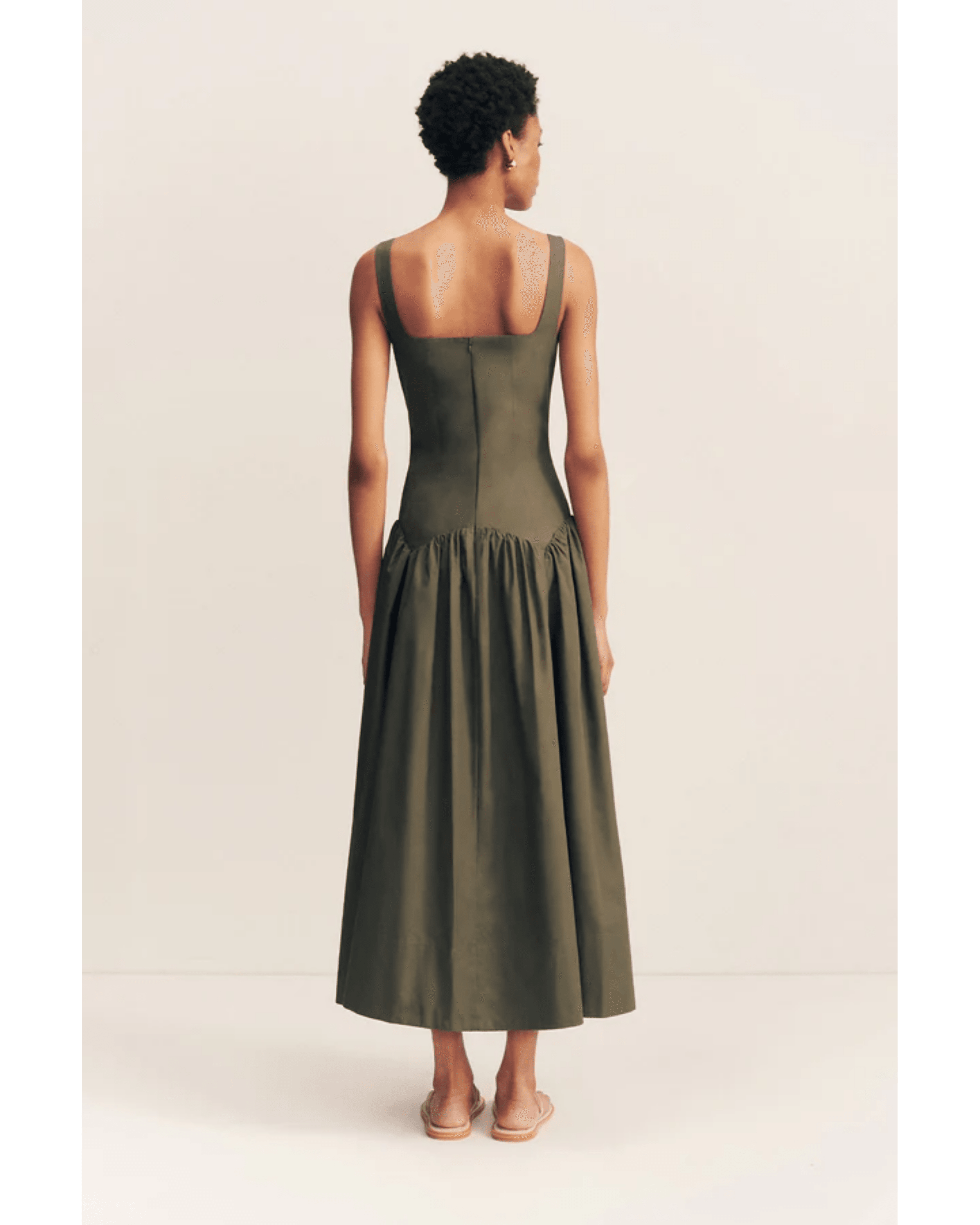 Maiori Square Neck Midi Dress - Endless - UAE Rental and Resale for Women's Fashion