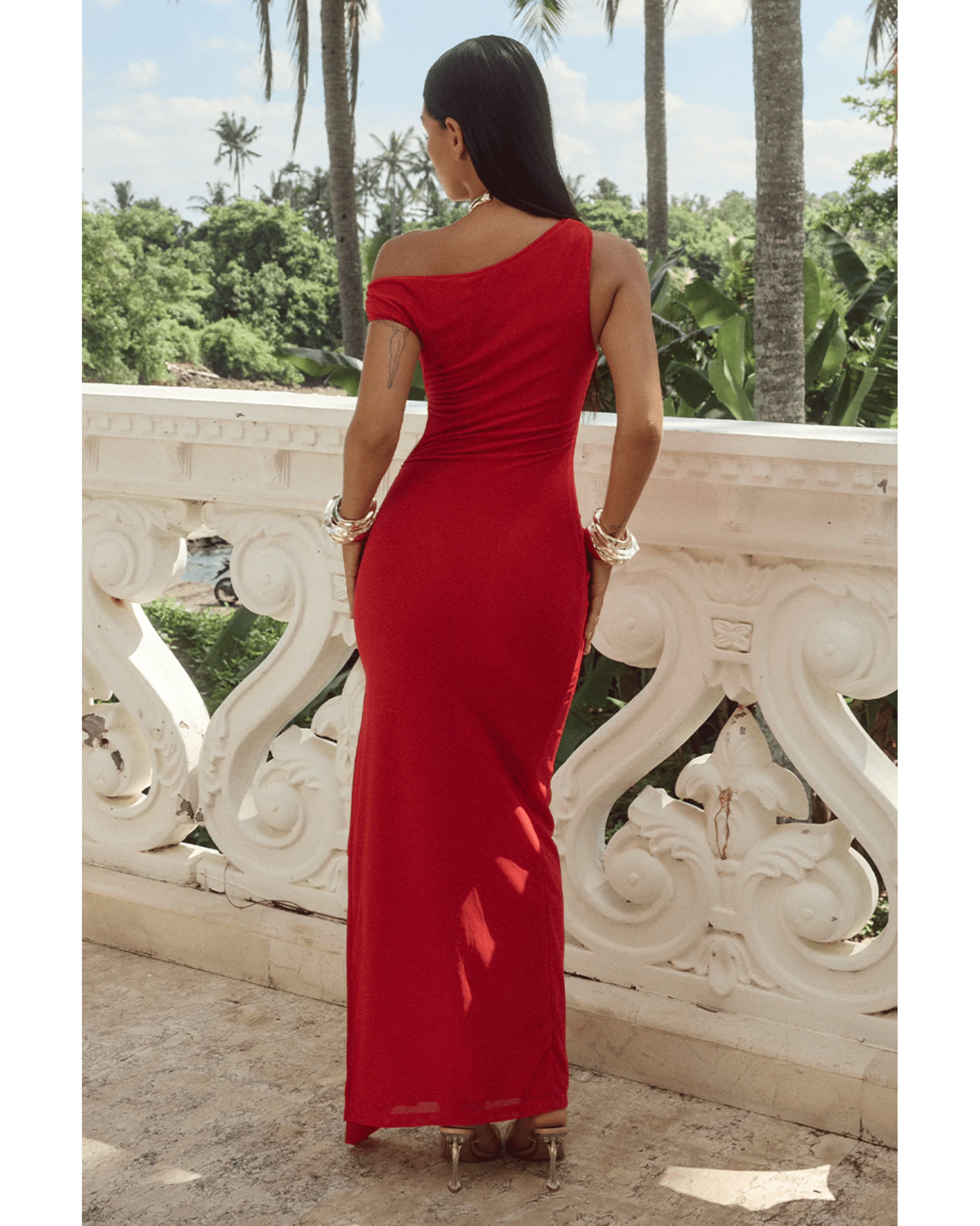 Mara Maxi Dress - Endless - UAE Rental and Resale for Women's Fashion